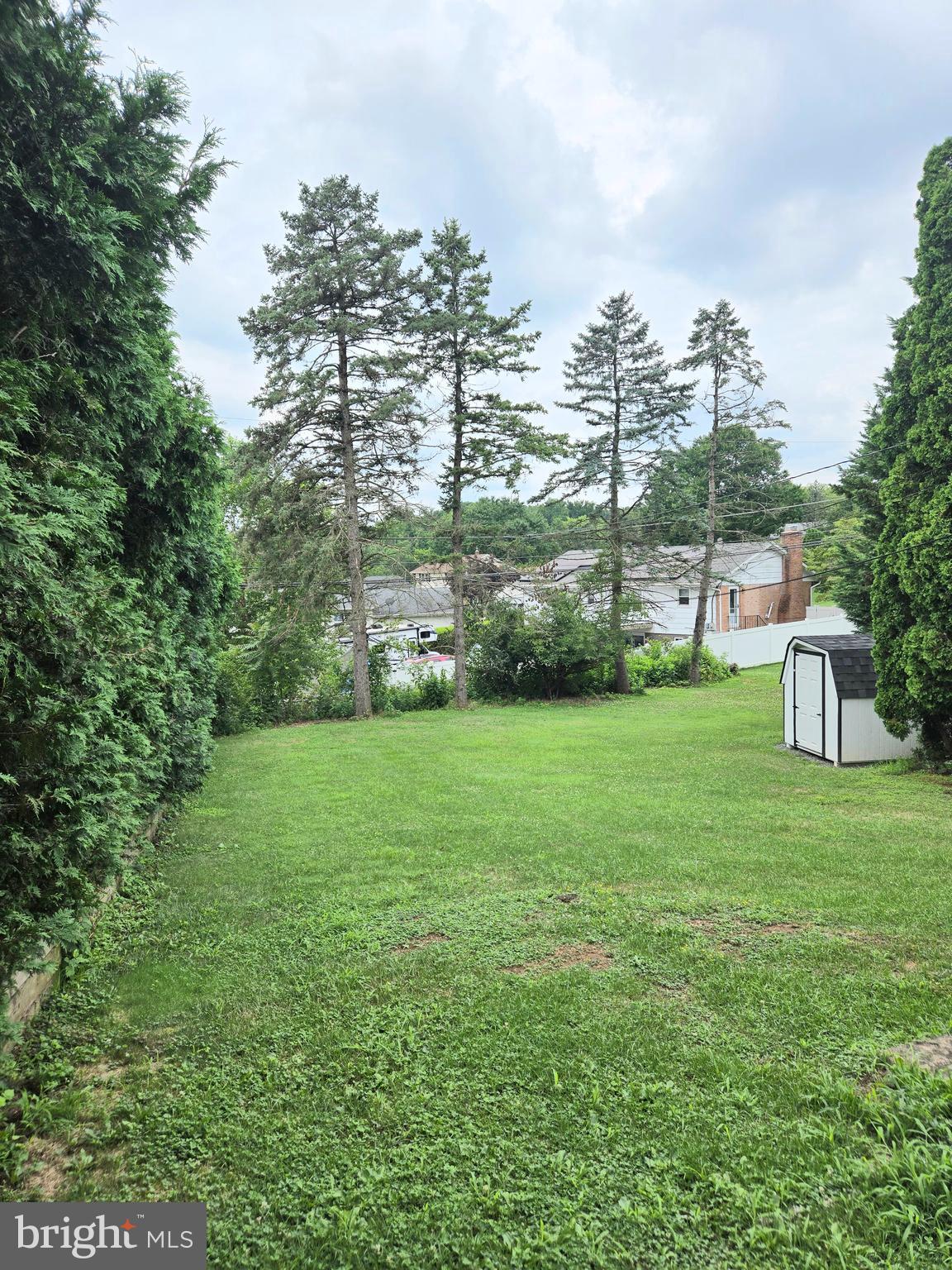 CRESTWOOD - Residential