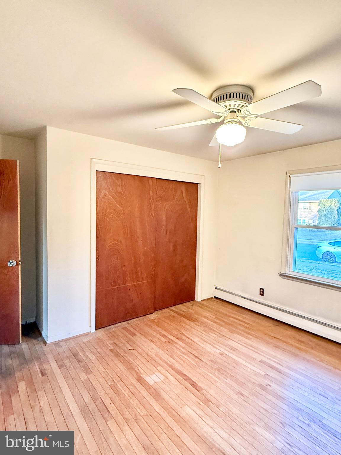 CRESTWOOD - Residential