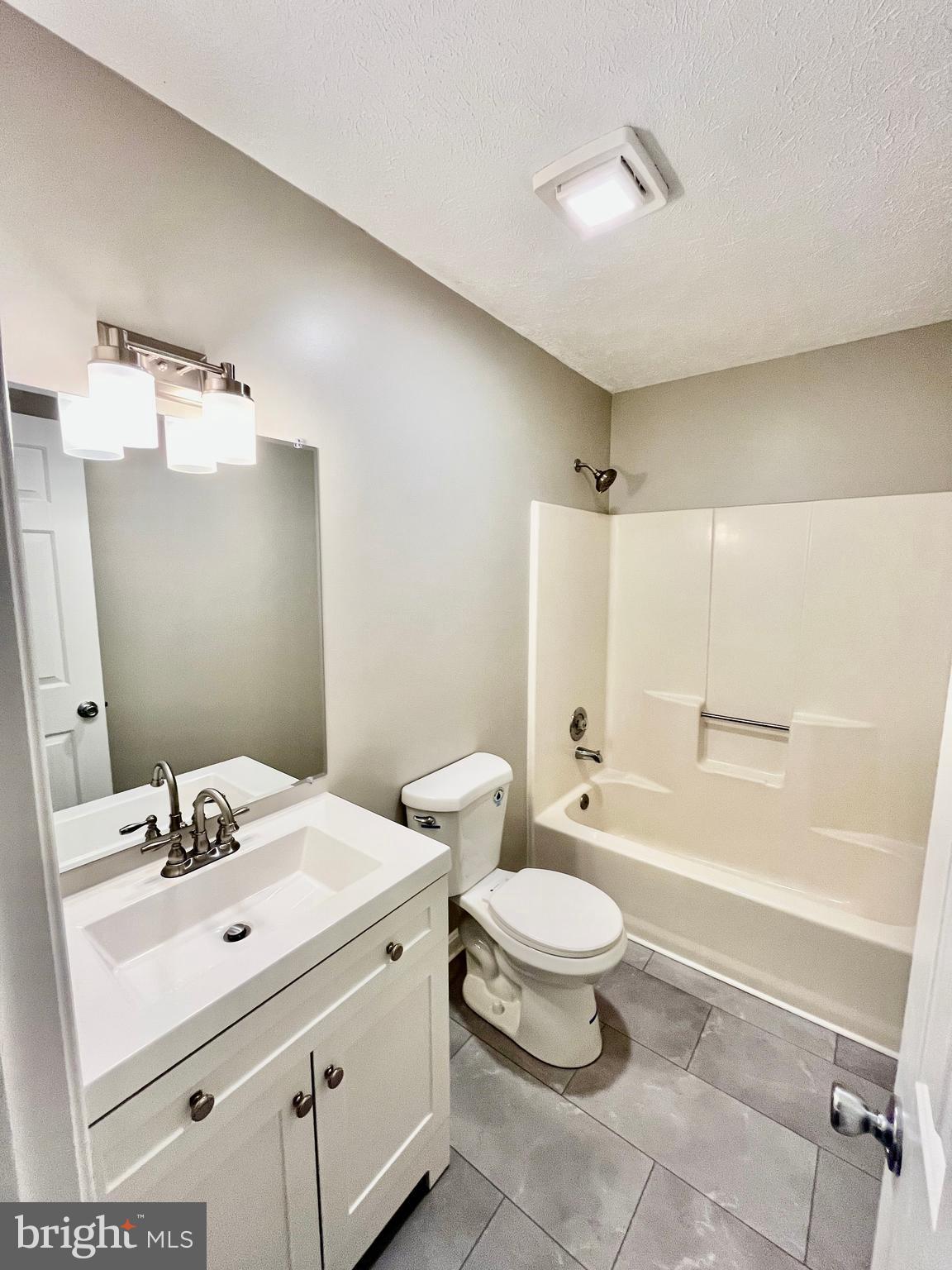 POINT O'WOODS - Residential Lease