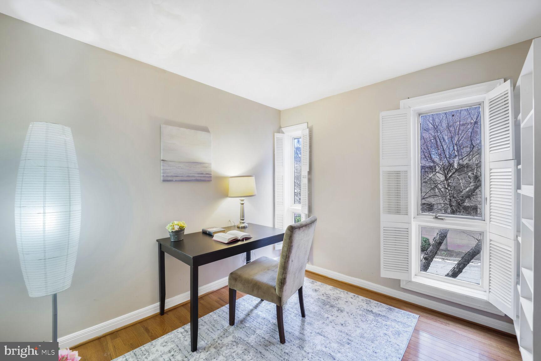 ONE BETHESDA CTR - Residential