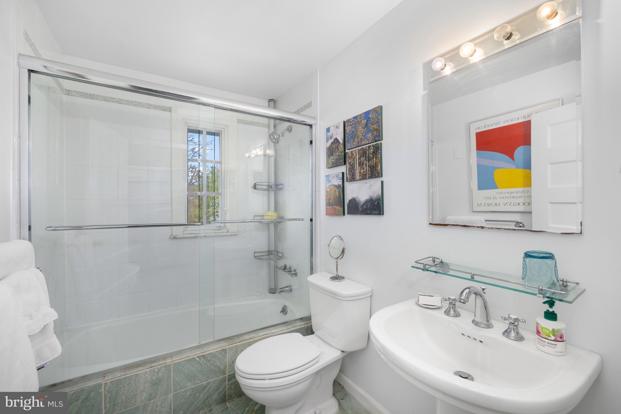 CLEVELAND PARK - Residential
