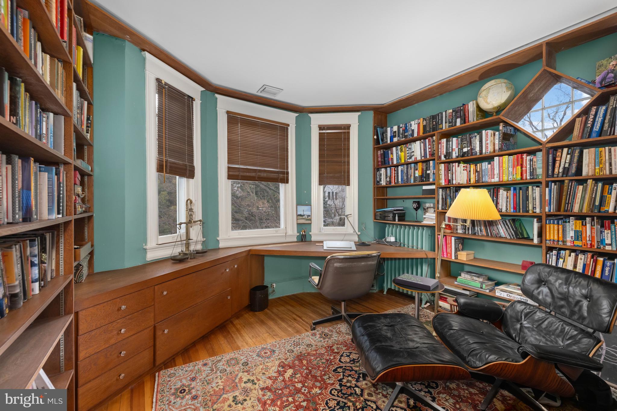 CLEVELAND PARK - Residential