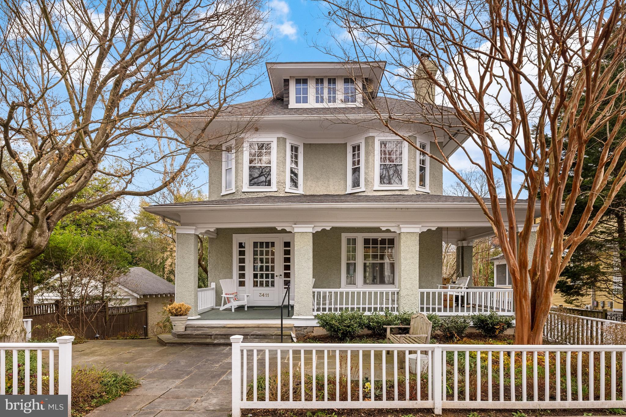 CLEVELAND PARK - Residential