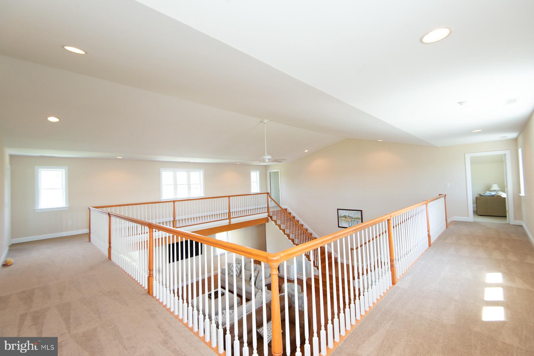 HUDSON CREEK - Residential