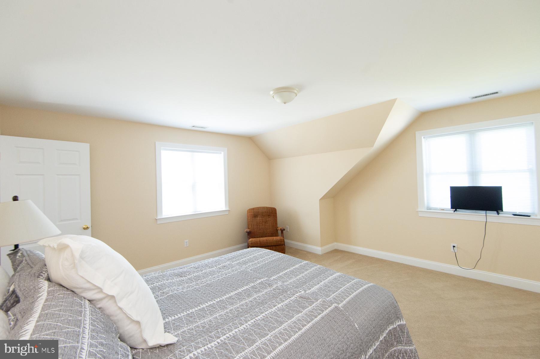 HUDSON CREEK - Residential