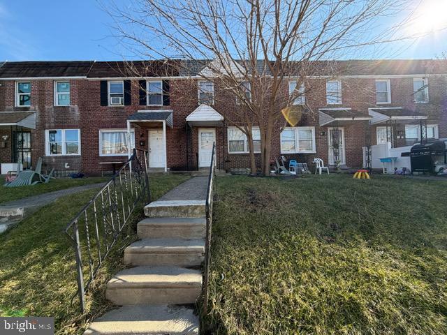 Well maintained 3-bedroom row situated on a nice quiet block in Castor Garden! Currently occupied by great tenants.  First floor features a spacious living room, formal dining room and a nice eat-in kitchen with lots of counters & cabinetry.  Second Floor features 3 spacious bedrooms with ample closet space and a 3-piece ceramic tile bathroom. The lower level is very spacious, with some TLC, this would make a great open recreation space & exit to the rear driveway that provides additional parking. It is conveniently located near public transportation, I-95, Roosevelt Blvd and shopping.  Schedule your appointment today!