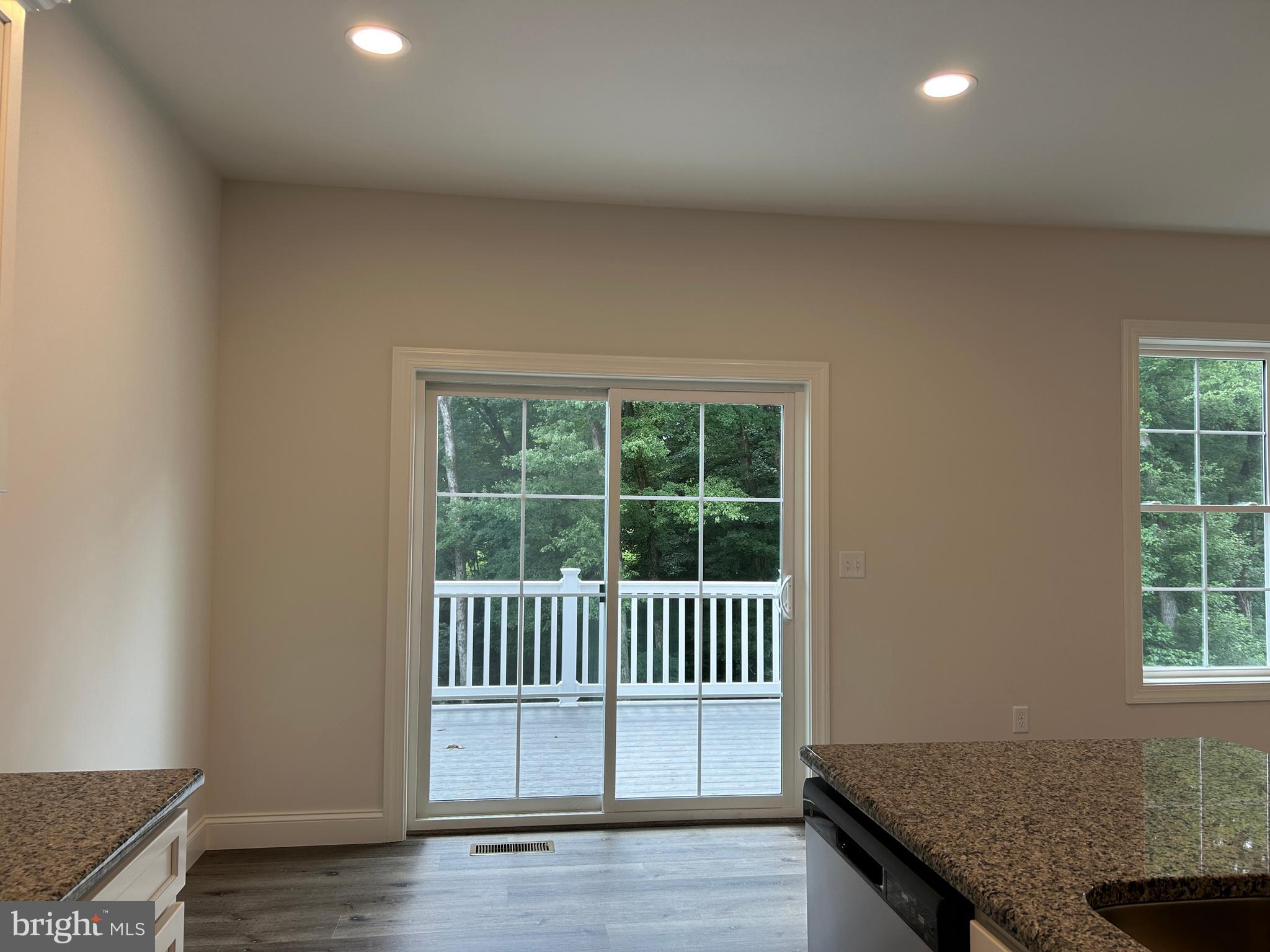 WOODLAND HILLS - Residential