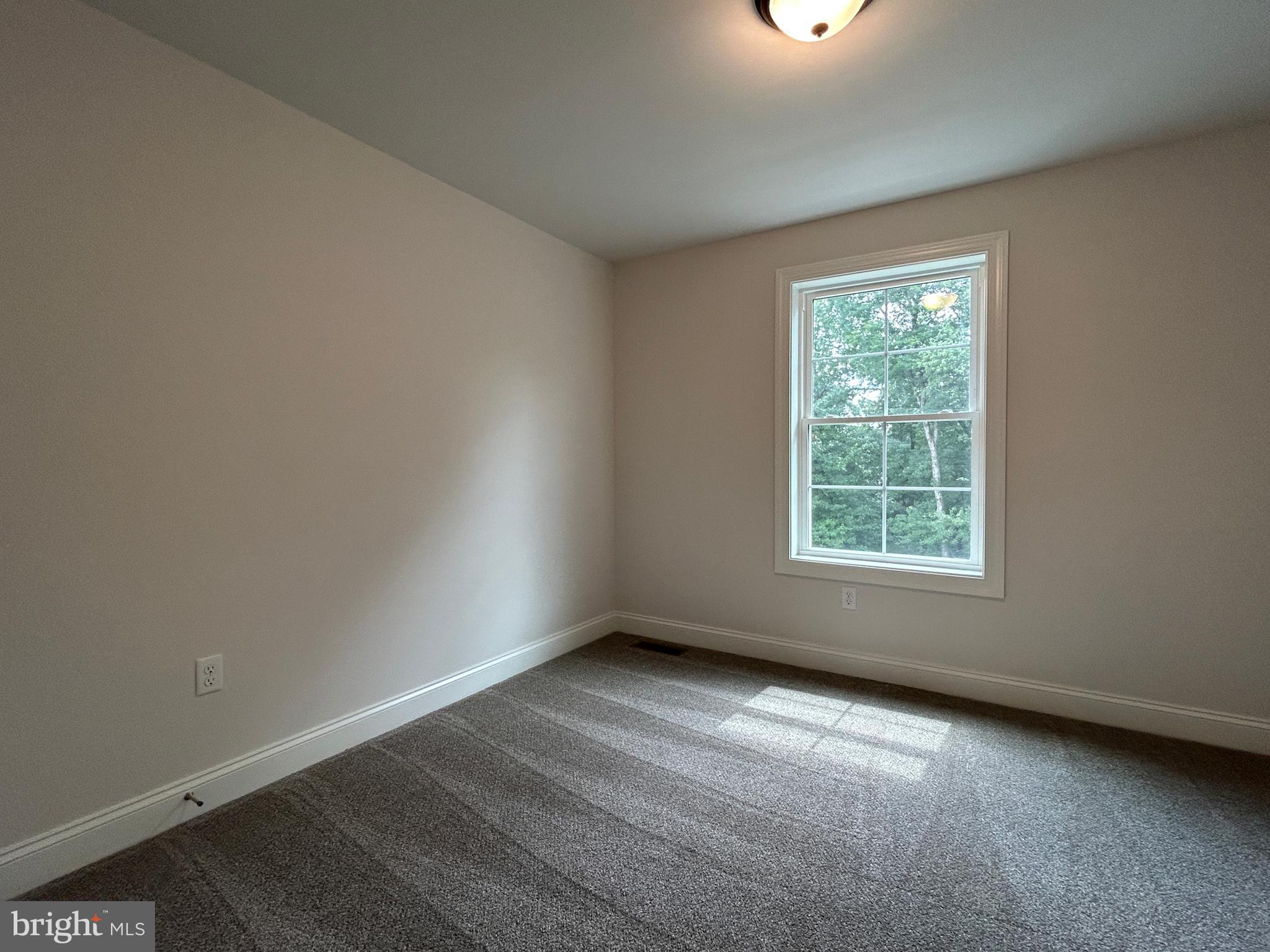 WOODLAND HILLS - Residential