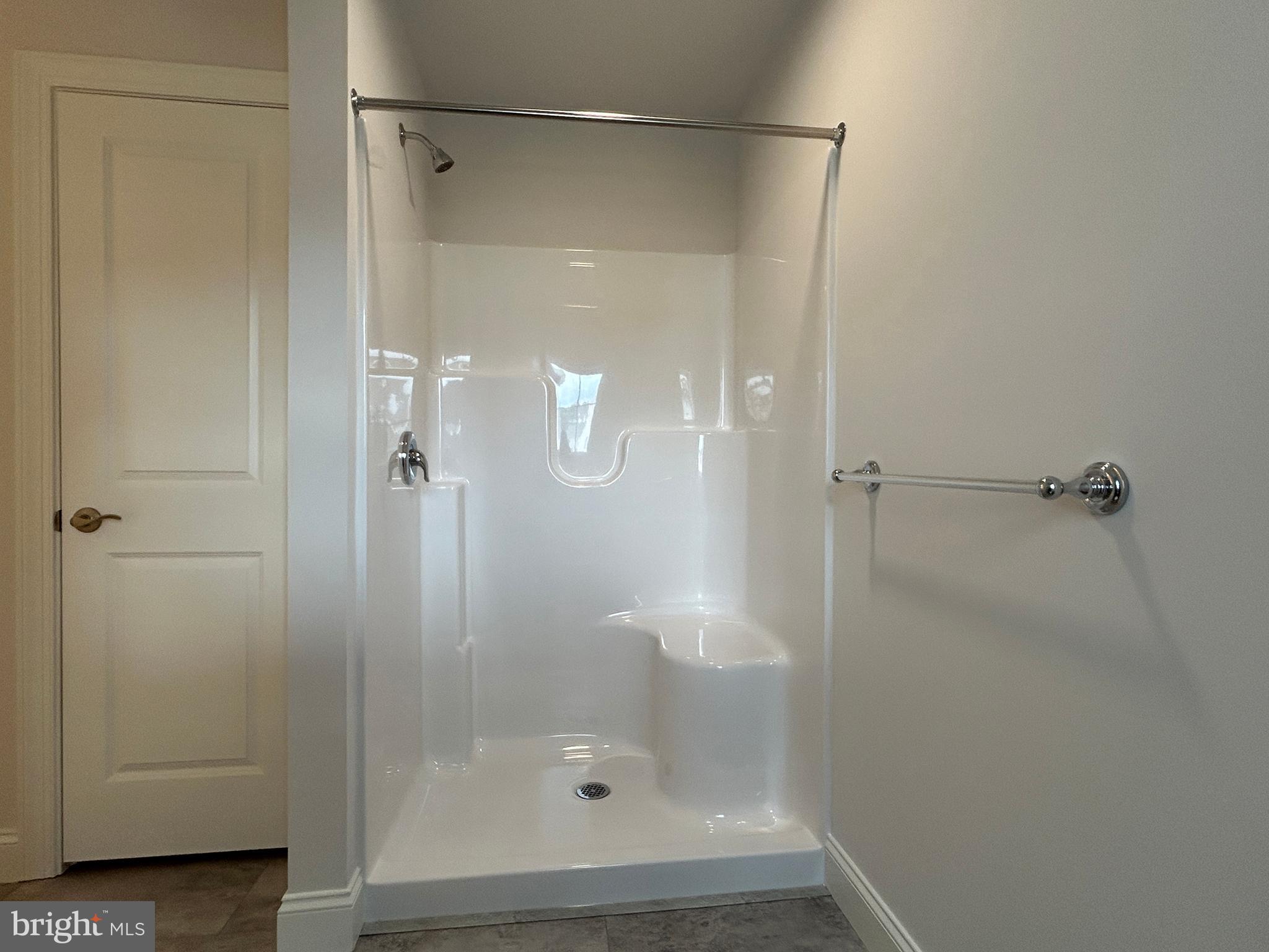 WOODLAND HILLS - Residential