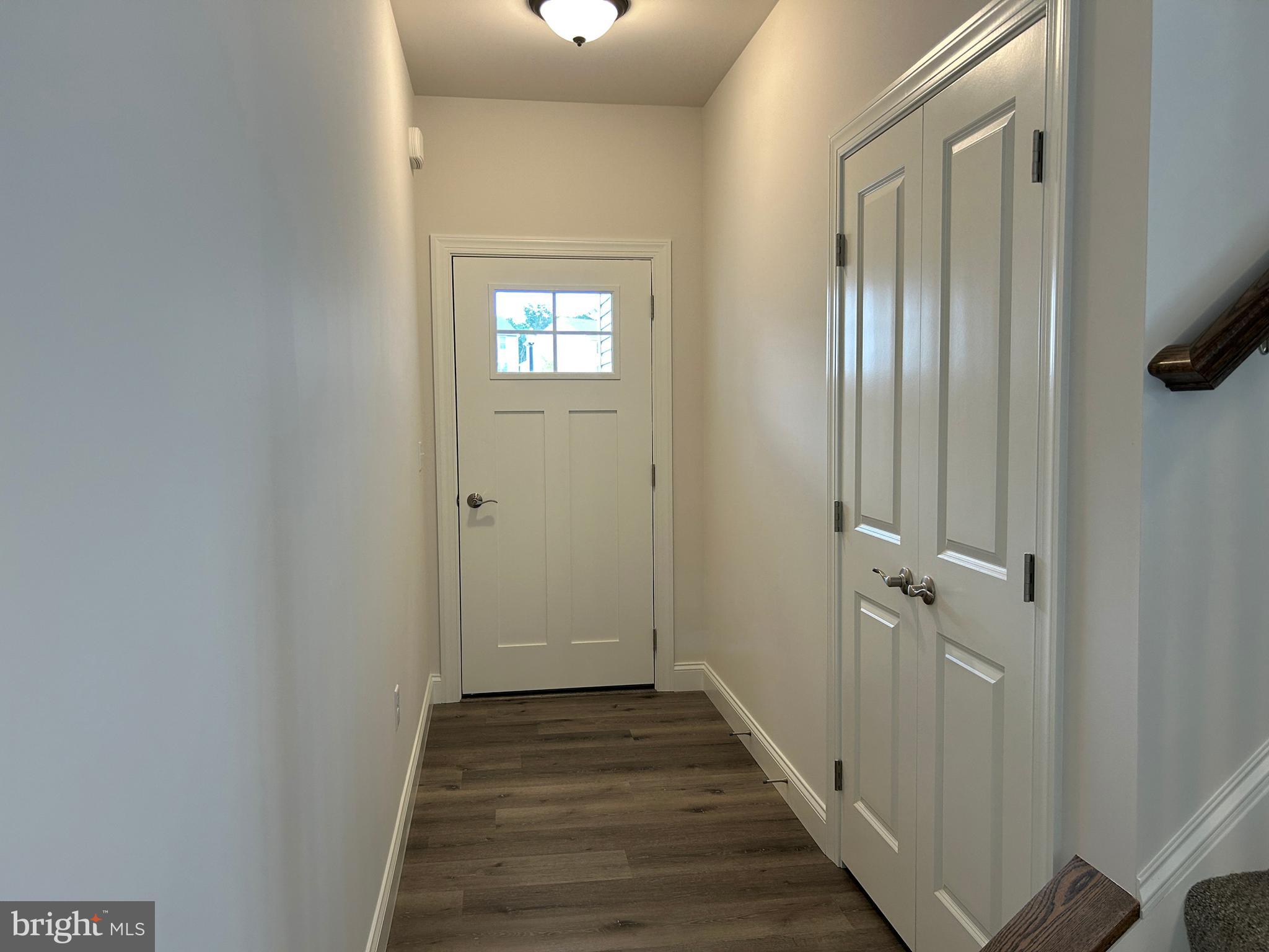 WOODLAND HILLS - Residential