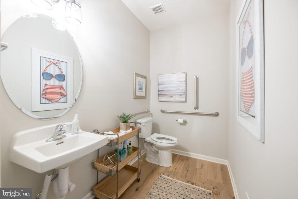 NISSLEY RUN - Residential