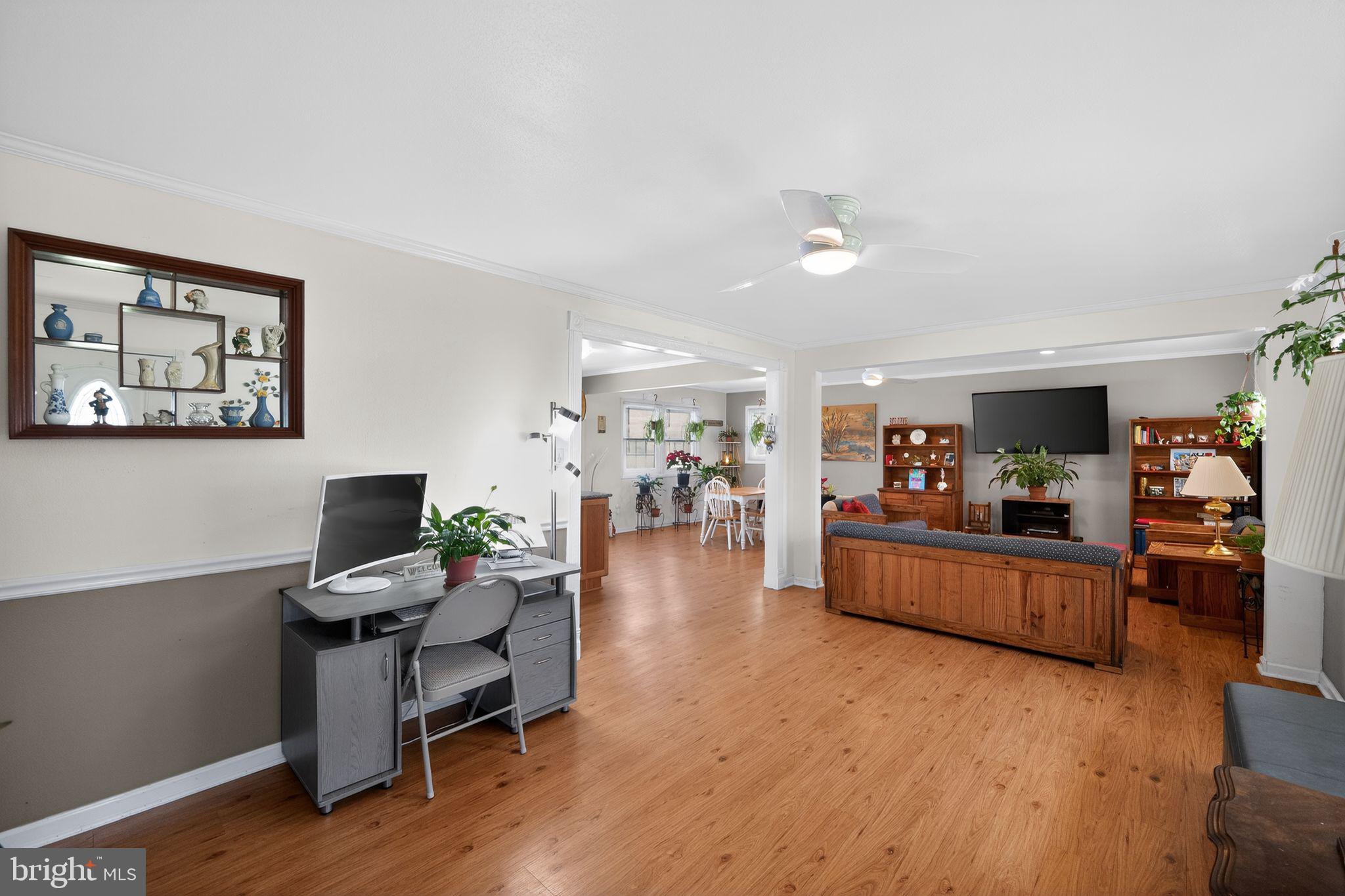 MANHATTAN BEACH - Residential