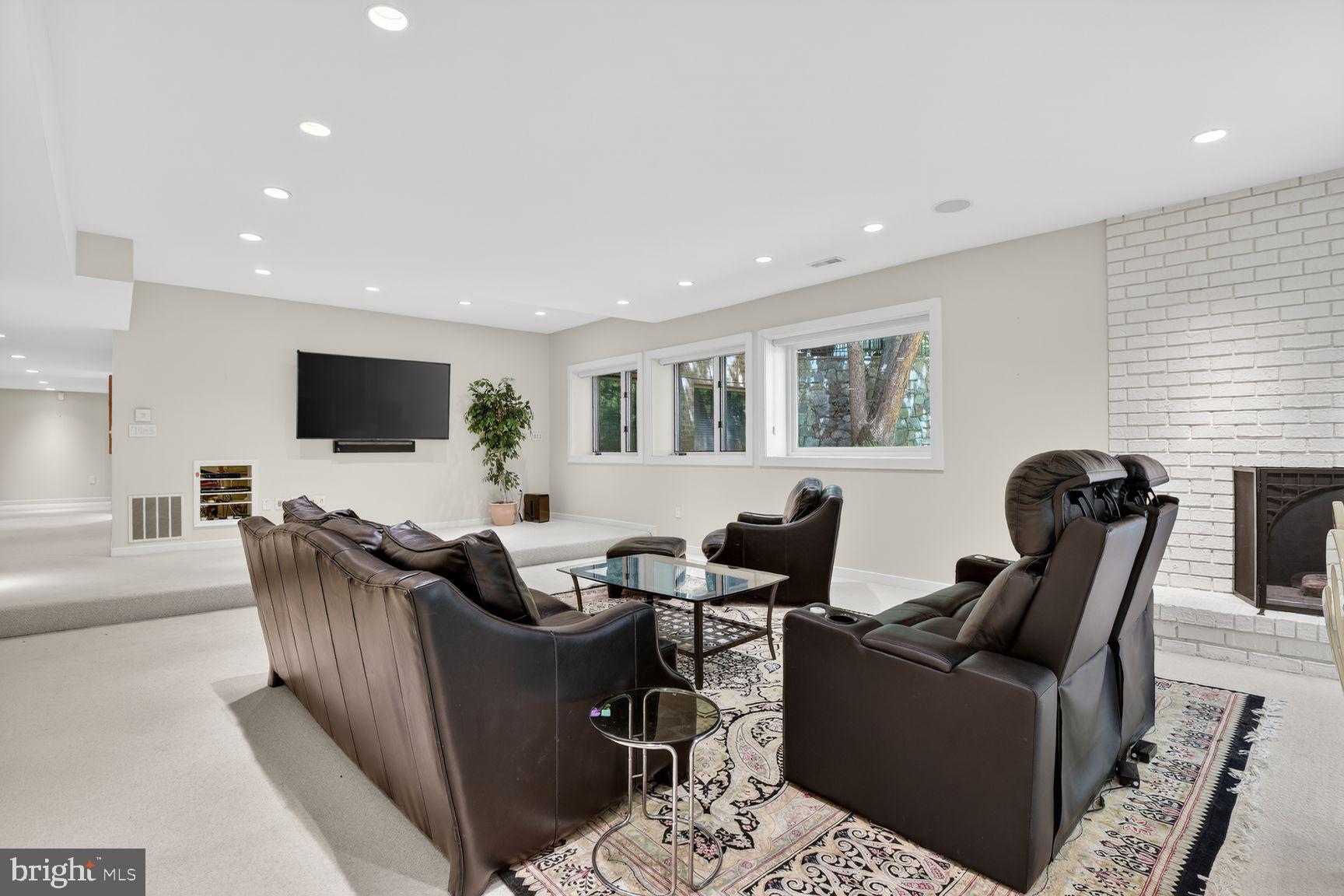 POTOMAC VIEW ESTATES - Residential