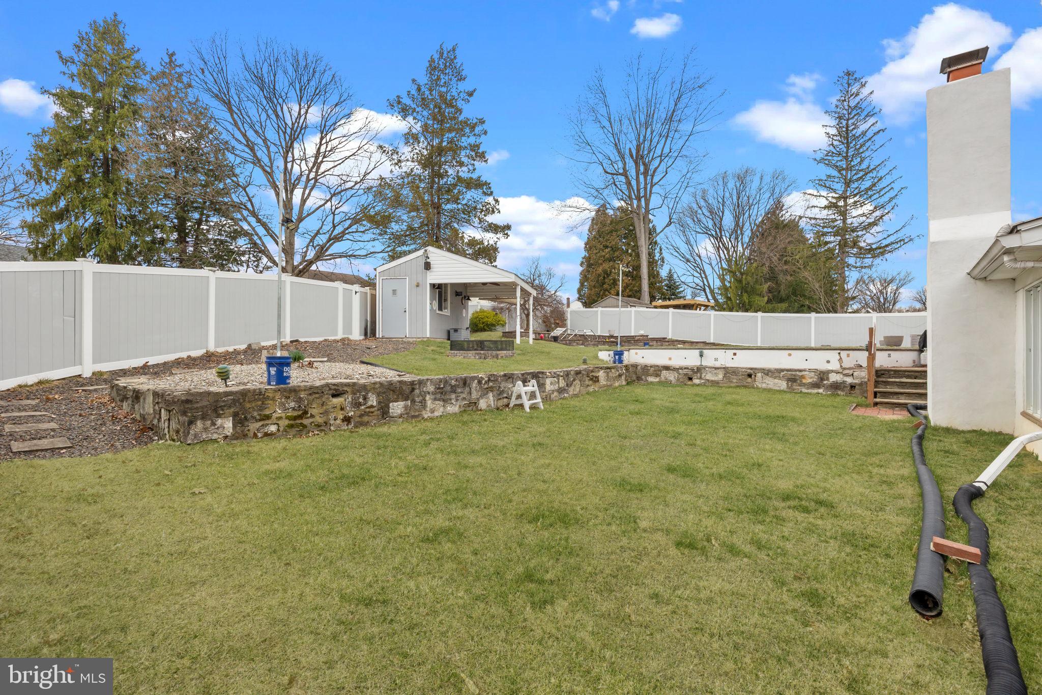 BURGUNDY HILLS - Residential