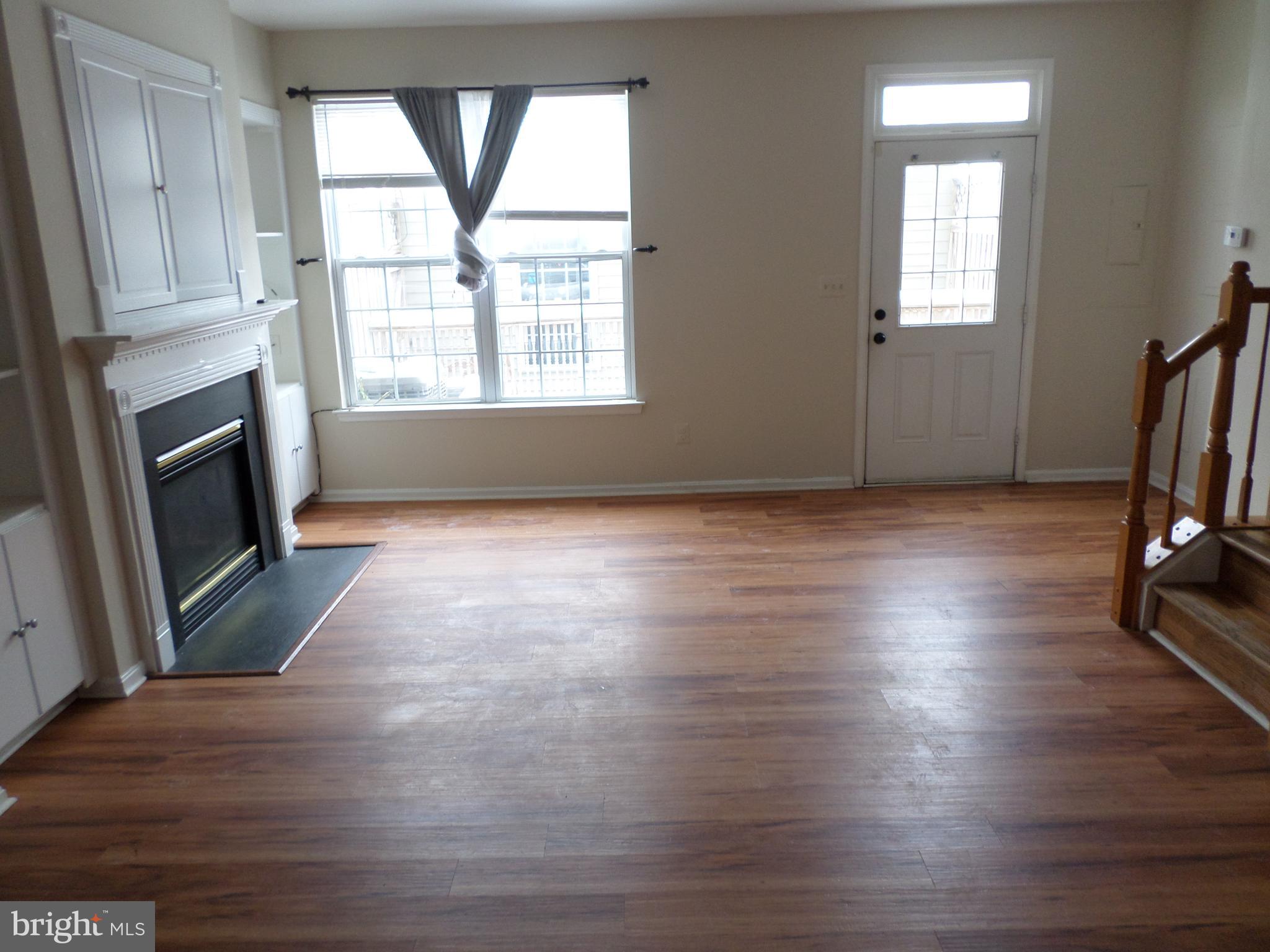 GROVEWOOD - Residential Lease