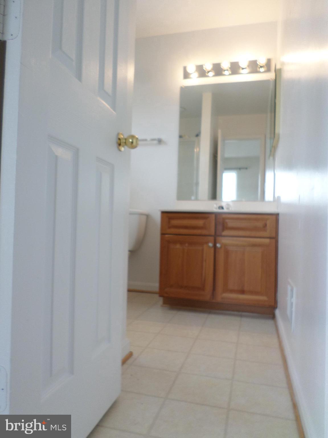 GROVEWOOD - Residential Lease