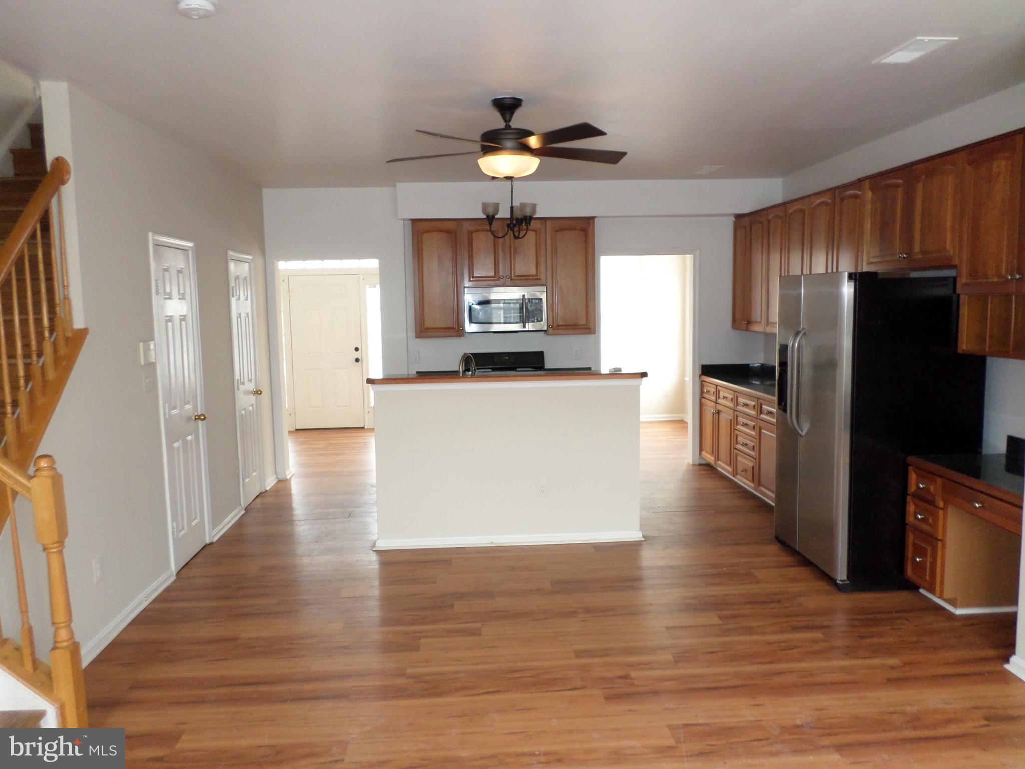 GROVEWOOD - Residential Lease