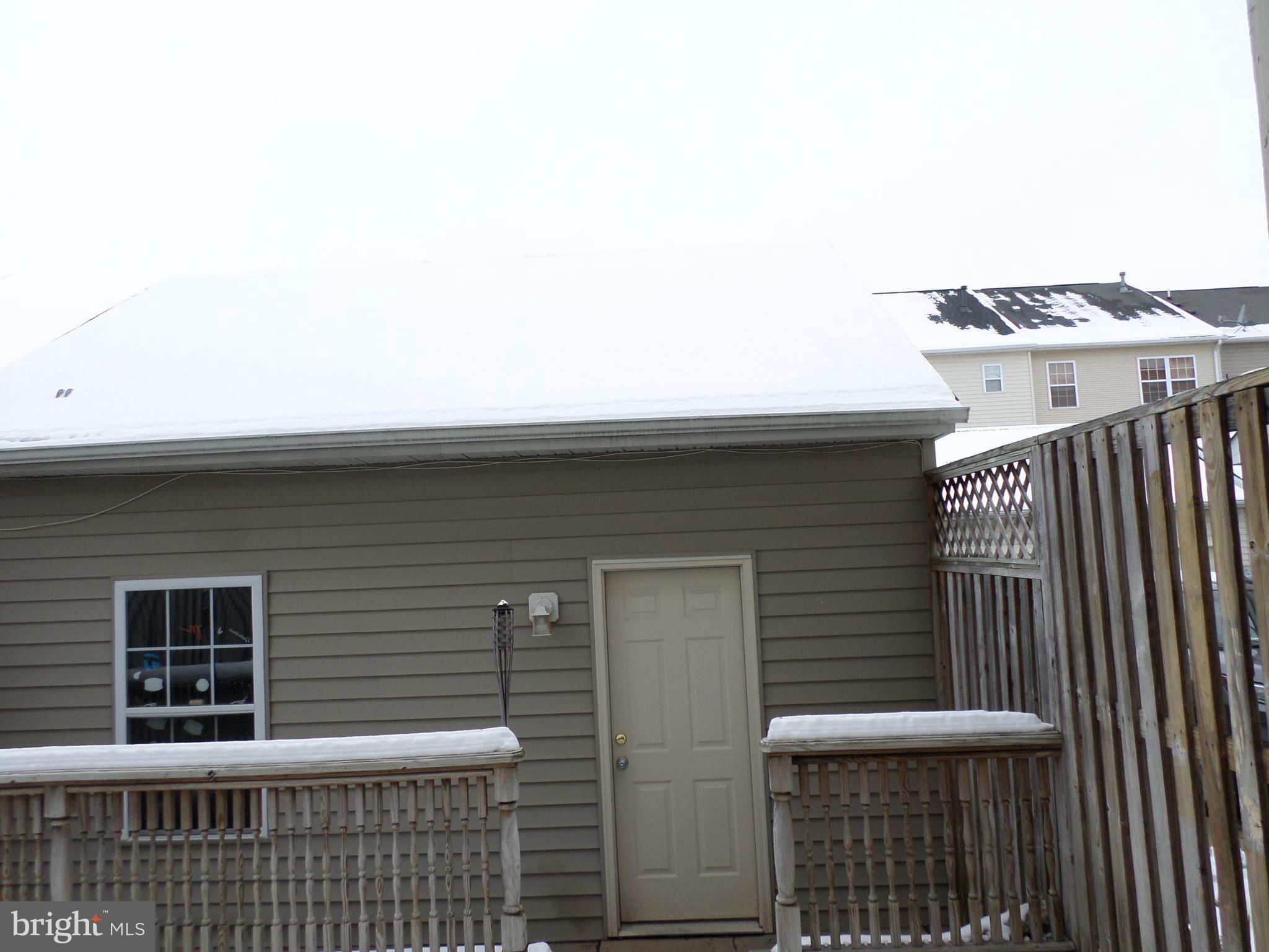 GROVEWOOD - Residential Lease