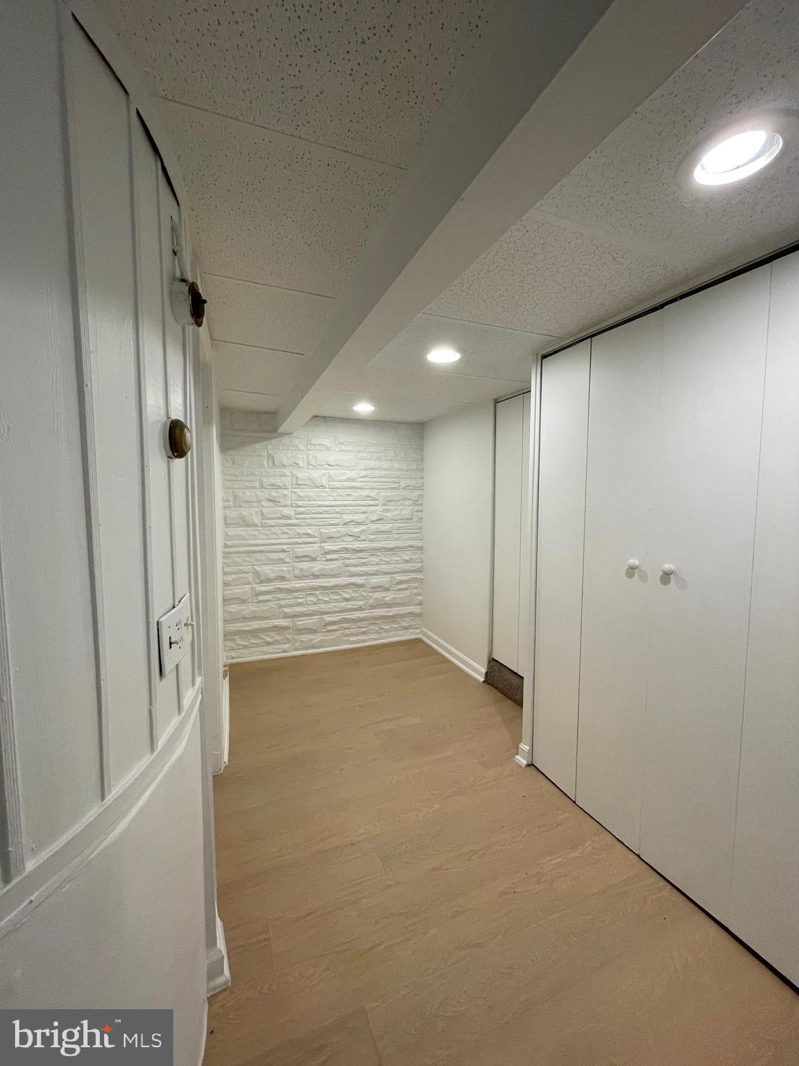 WHITELEY - Residential Lease