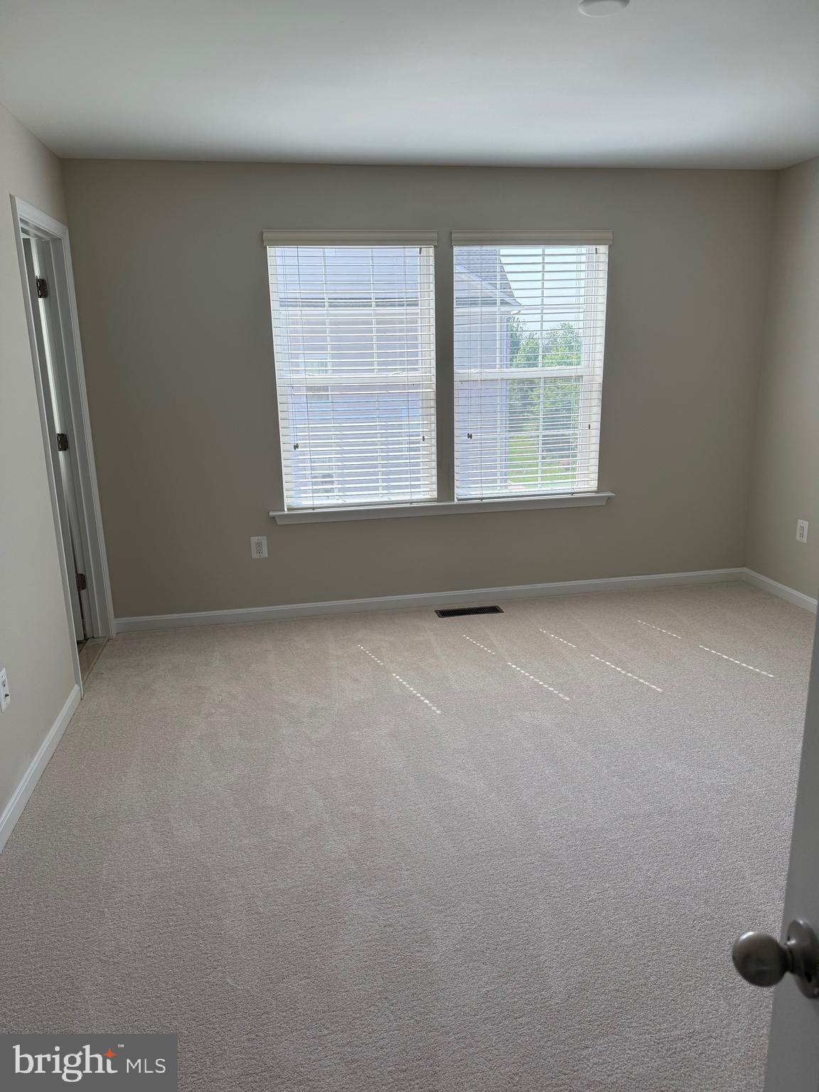 EASTGATE SQUARE - Residential