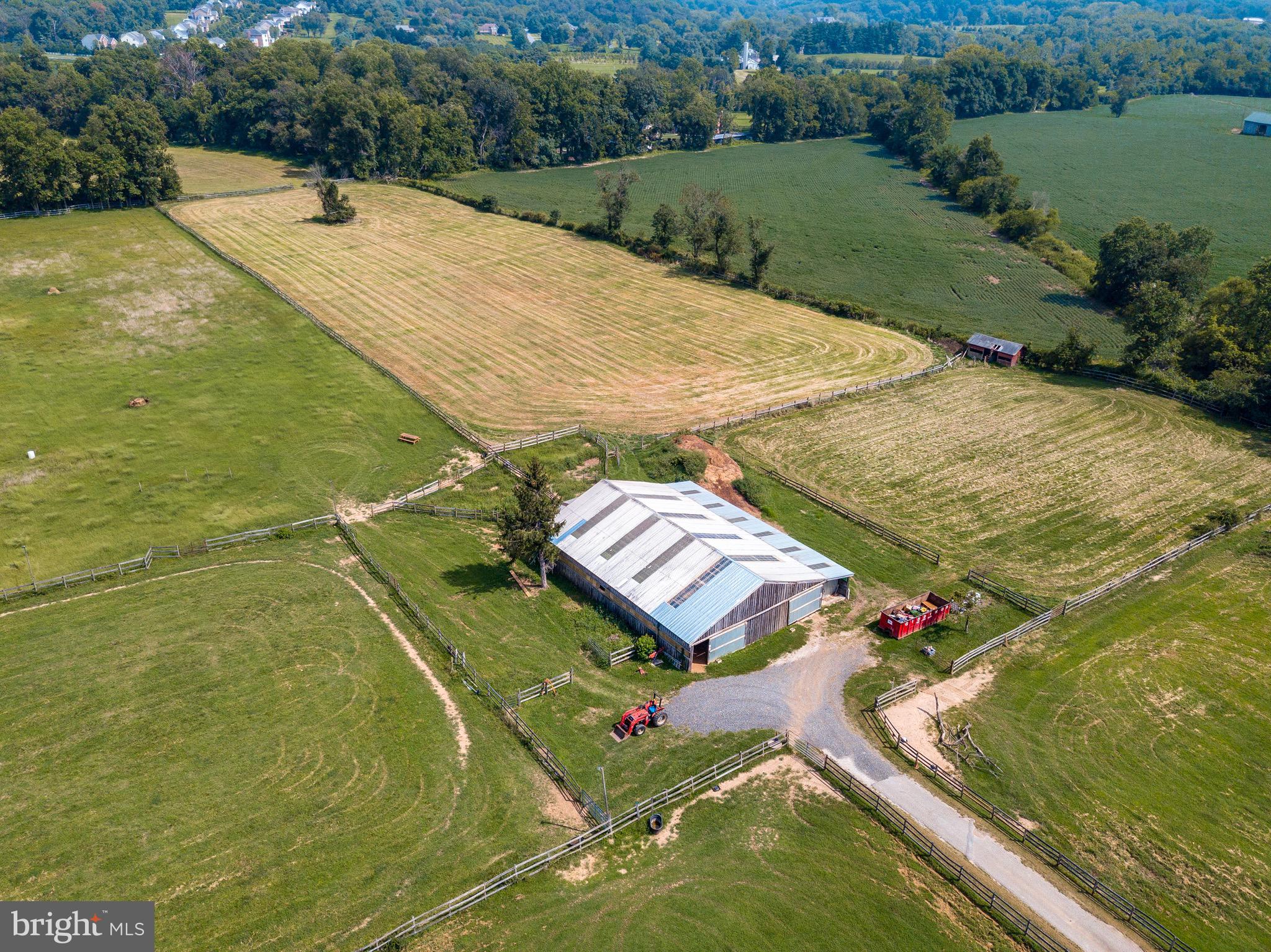 HERITAGE HILL - Farm