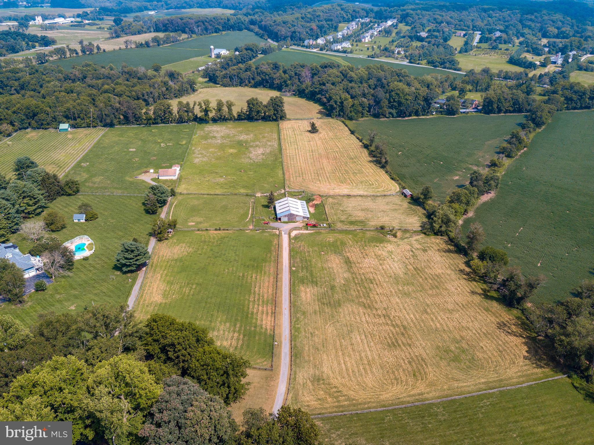 HERITAGE HILL - Farm