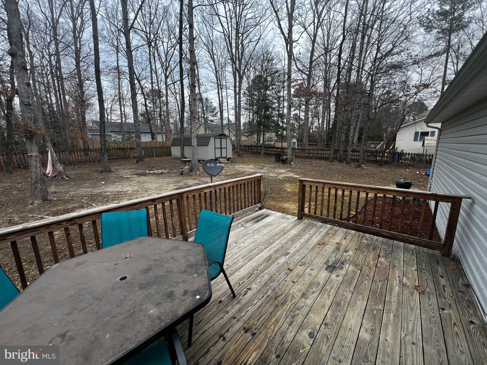 LAKE LAND OR - Residential
