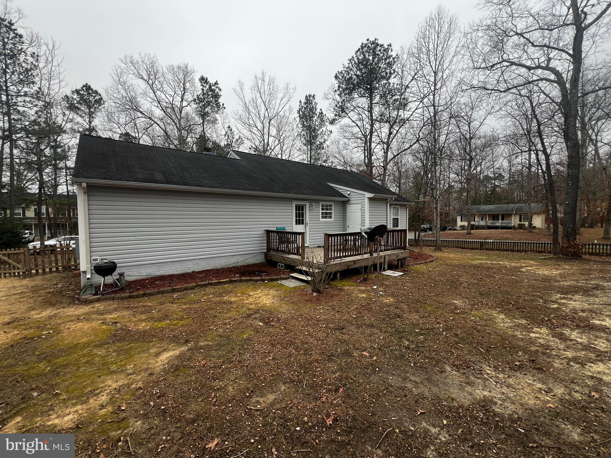LAKE LAND OR - Residential