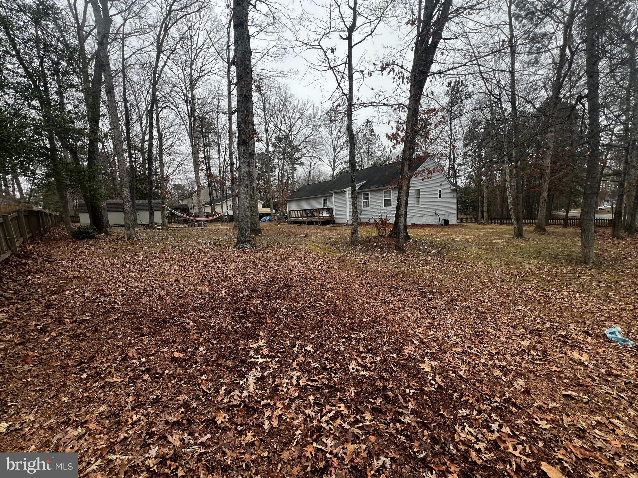 LAKE LAND OR - Residential