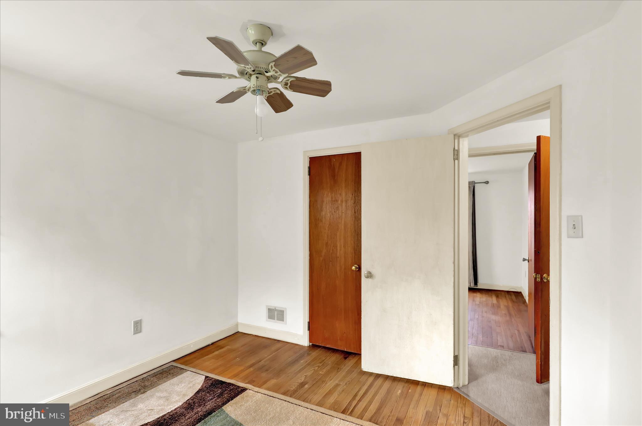 LINCOLN PARK - Residential