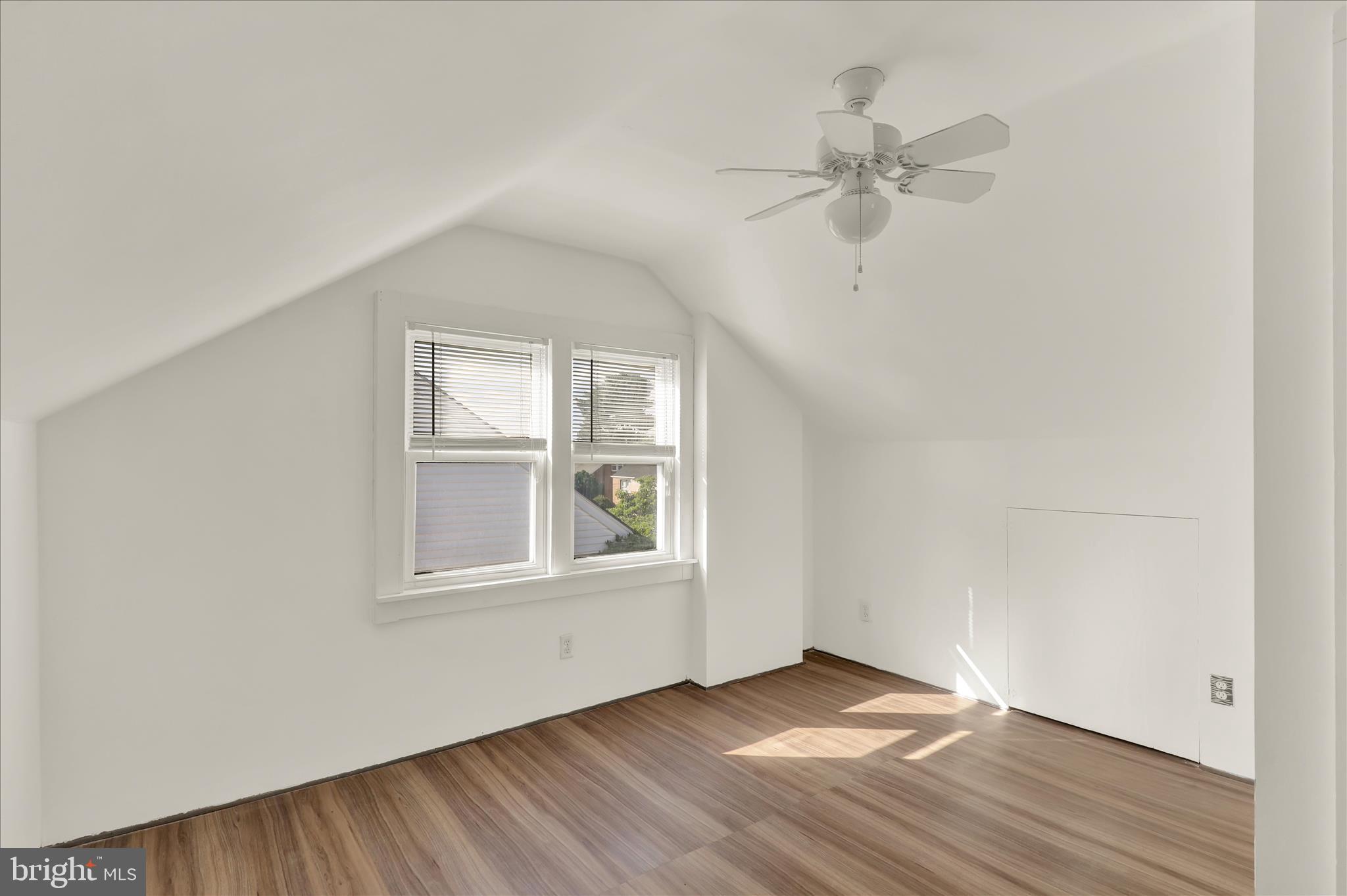 LINCOLN PARK - Residential