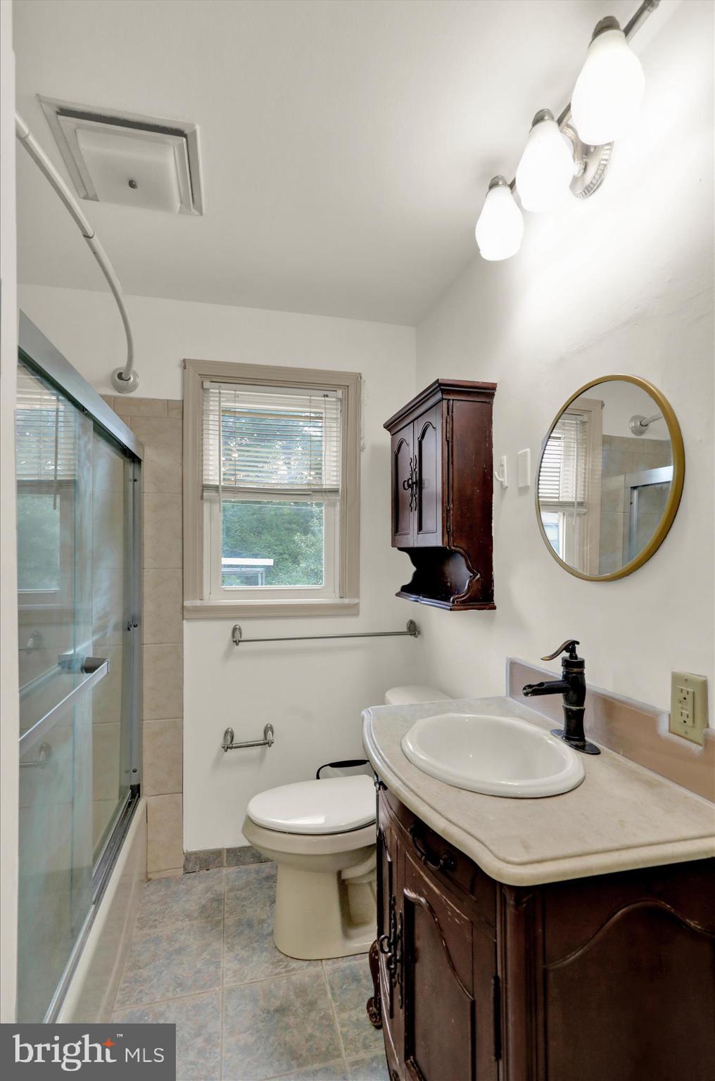 LINCOLN PARK - Residential