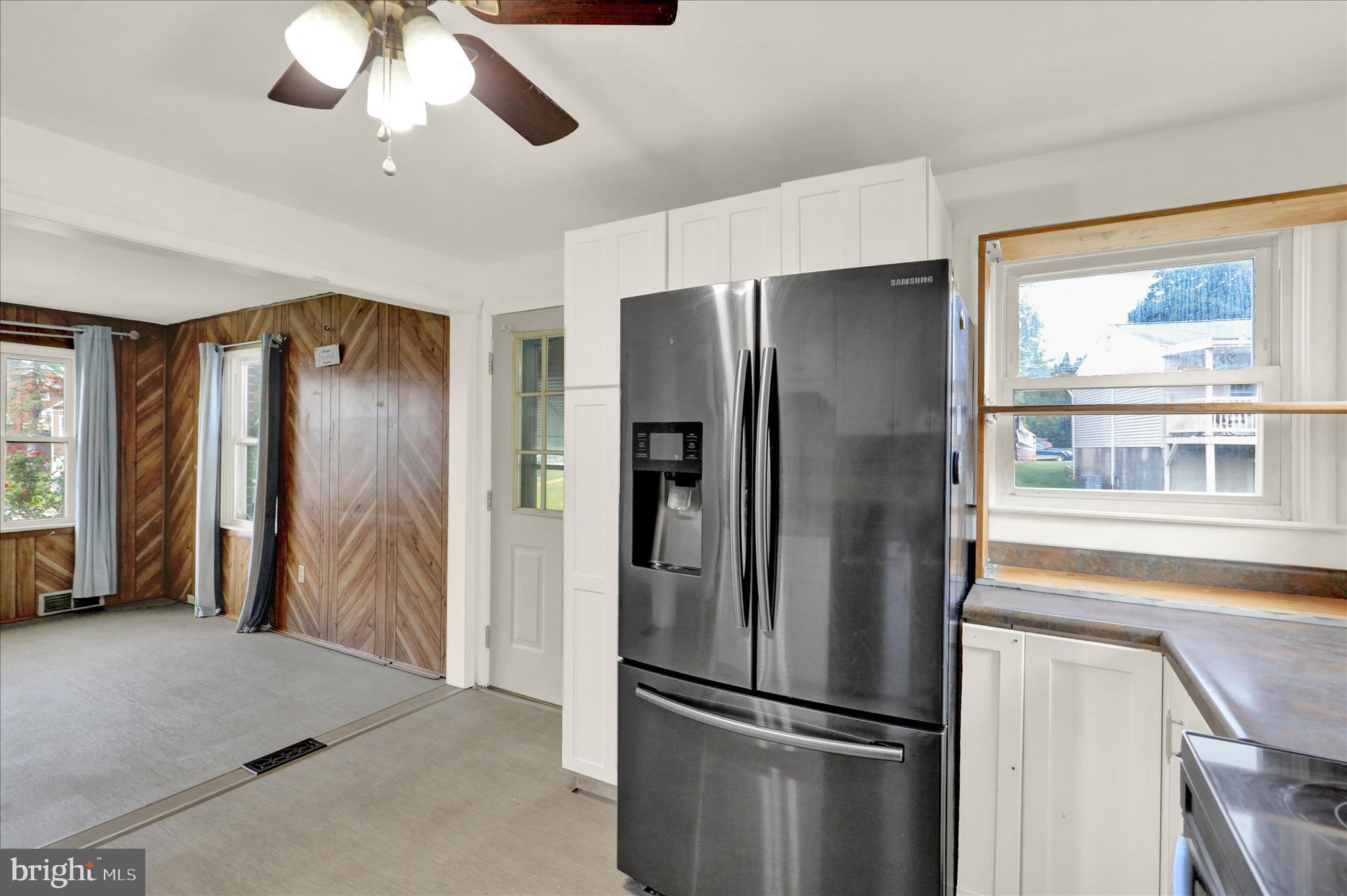 LINCOLN PARK - Residential