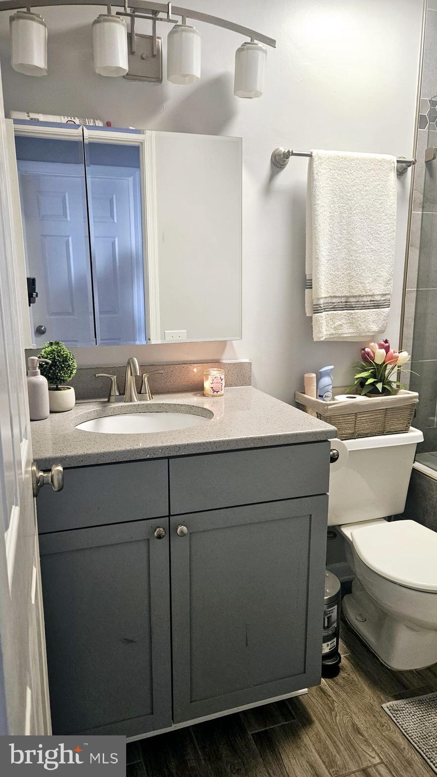 BULL RUN CONDO - Residential