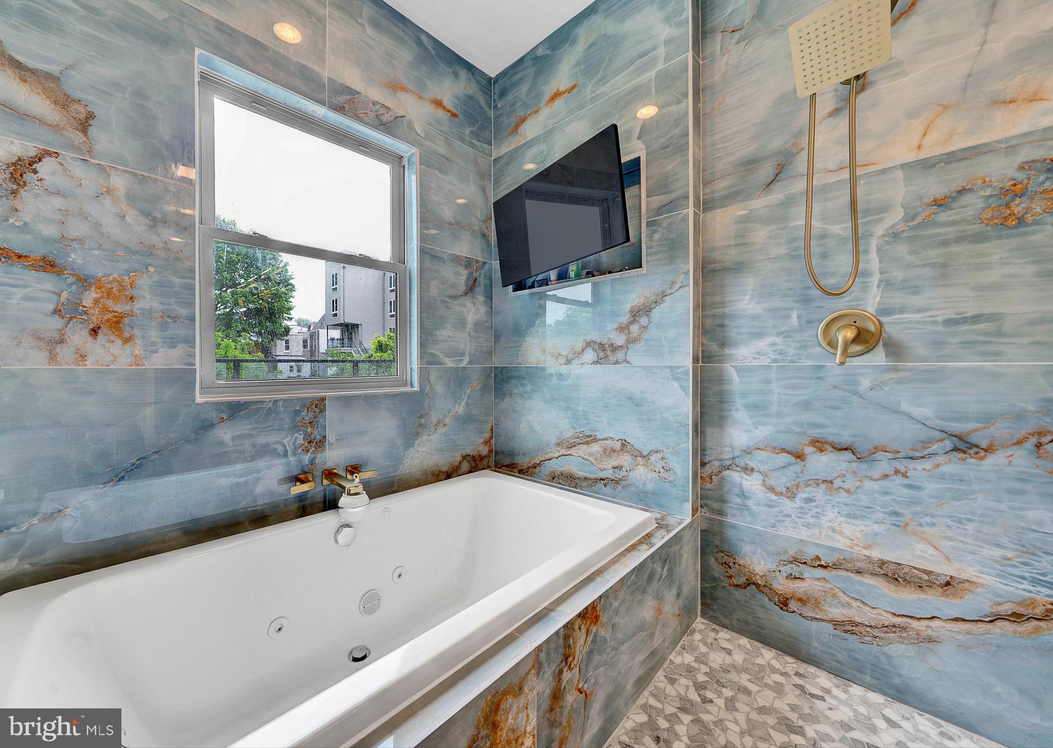 MANAYUNK - Residential