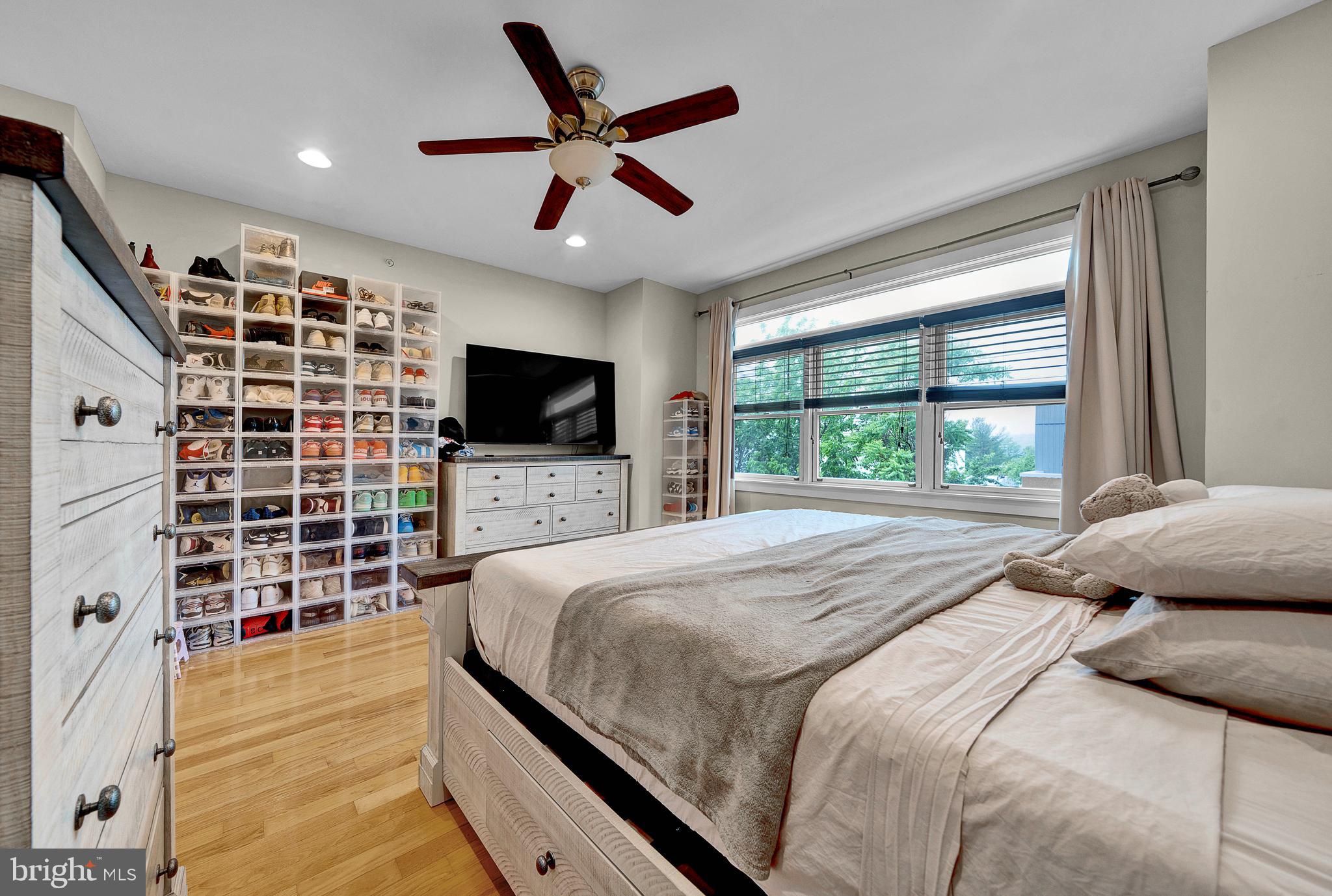 MANAYUNK - Residential