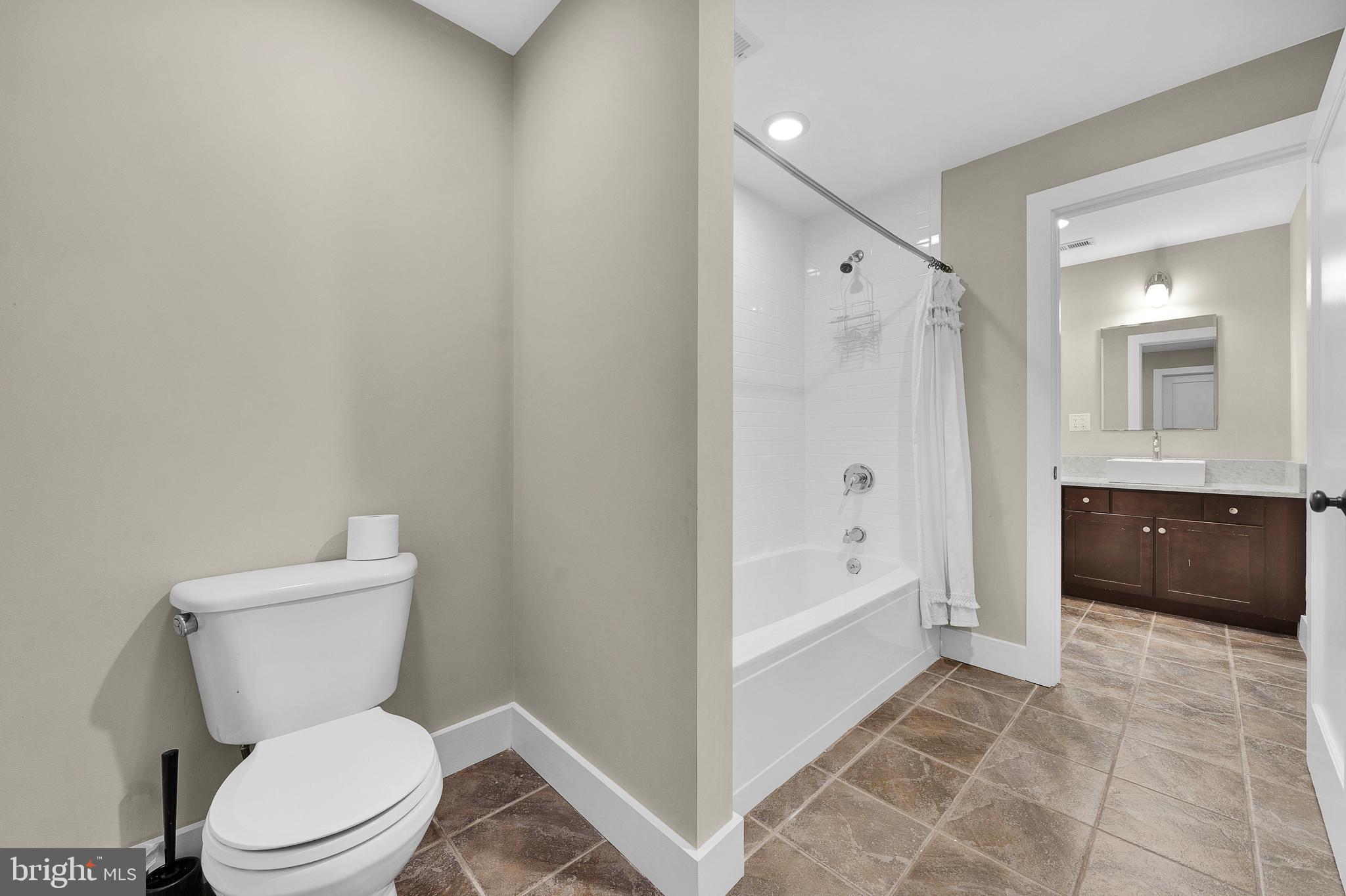 MANAYUNK - Residential