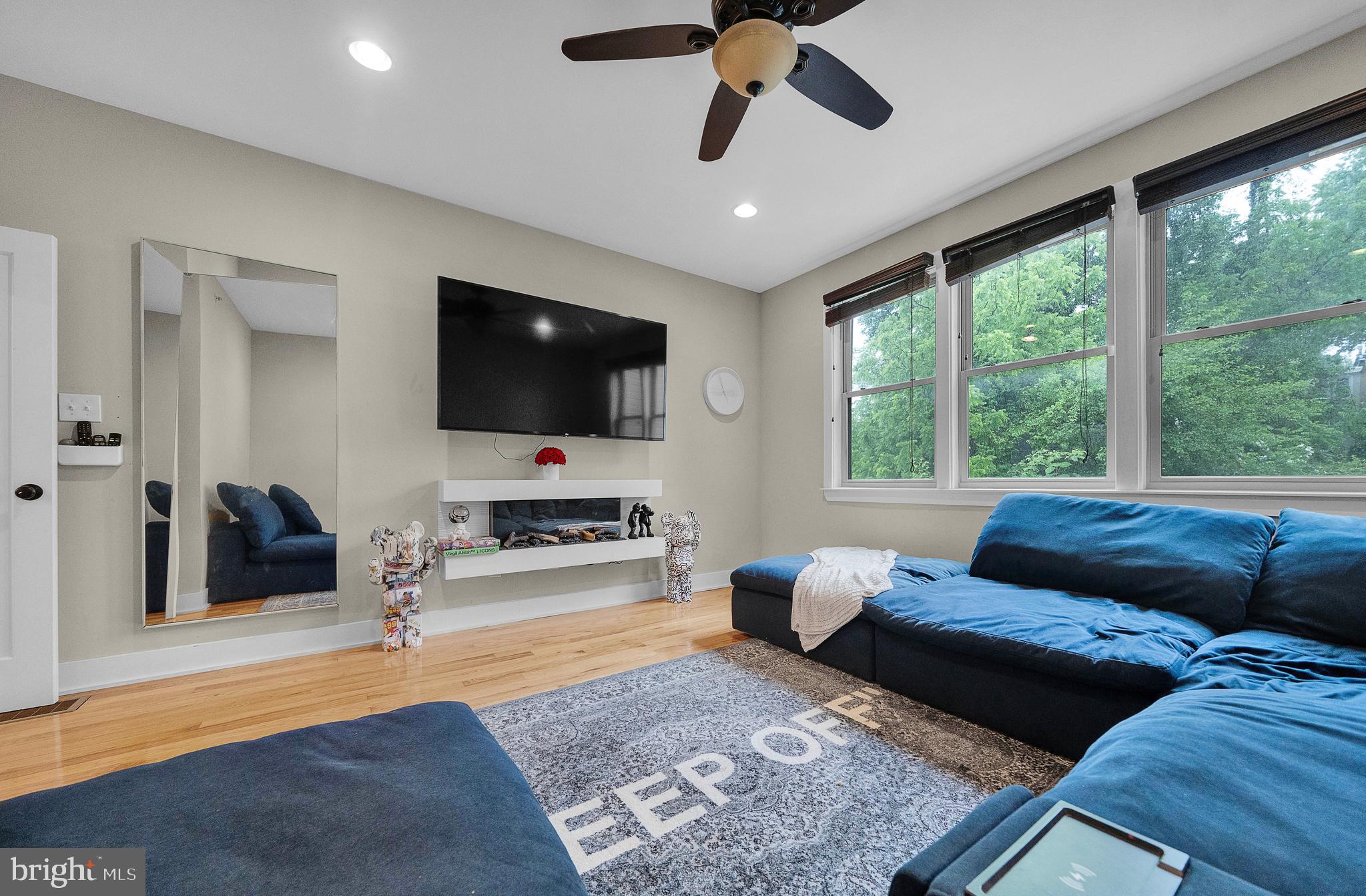 MANAYUNK - Residential