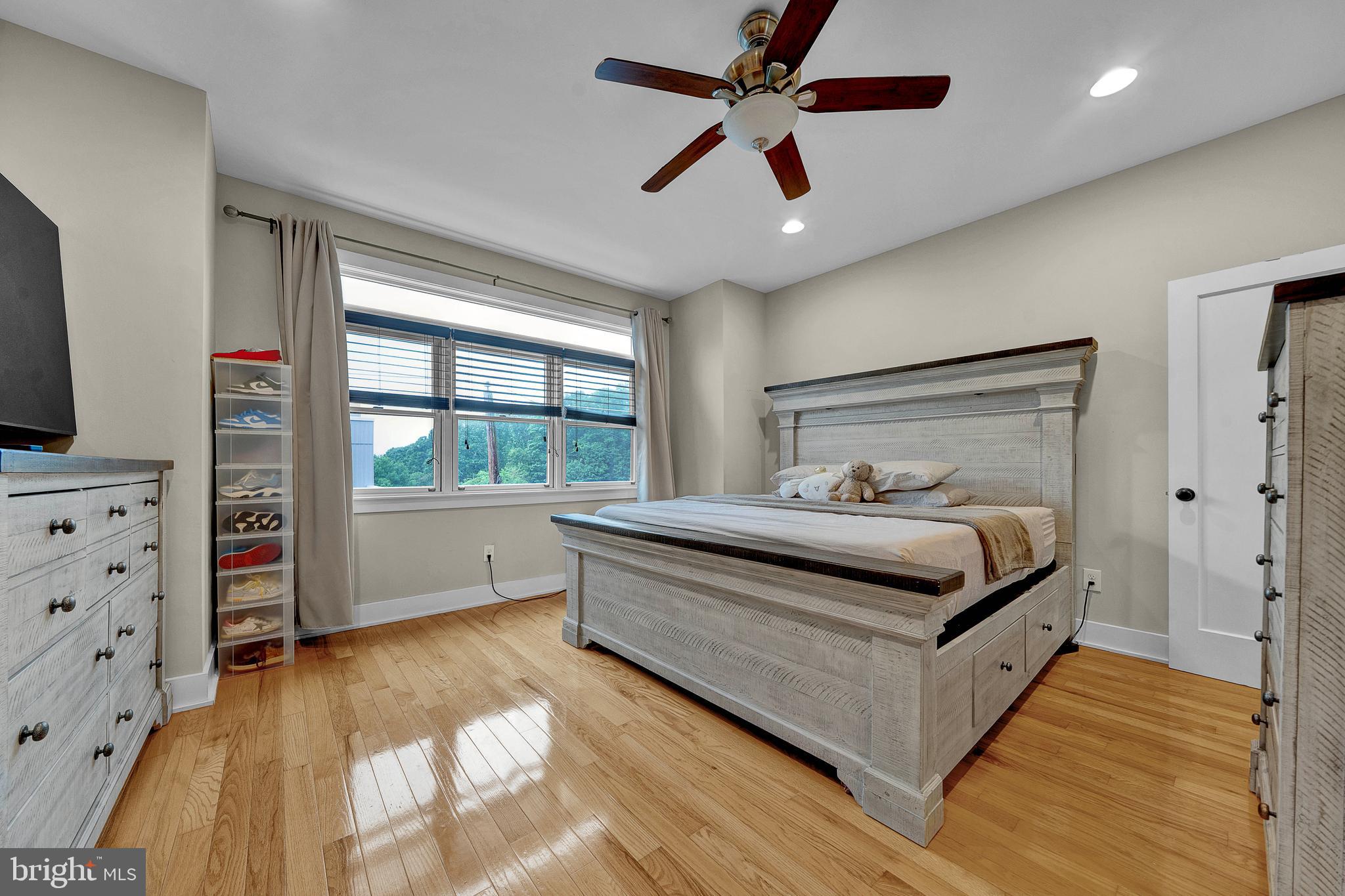 MANAYUNK - Residential
