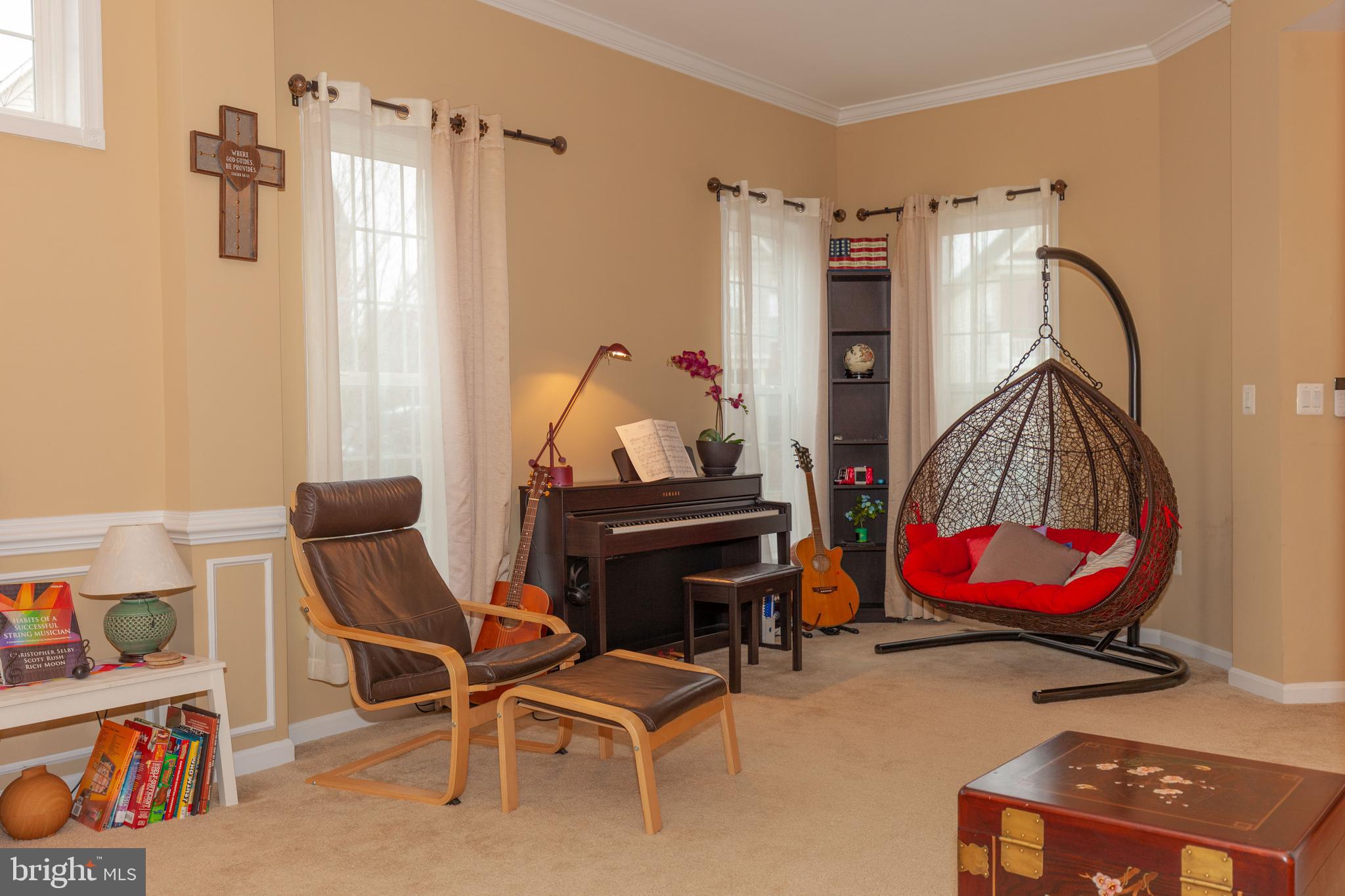LAUREL HIGHLANDS - Residential Lease