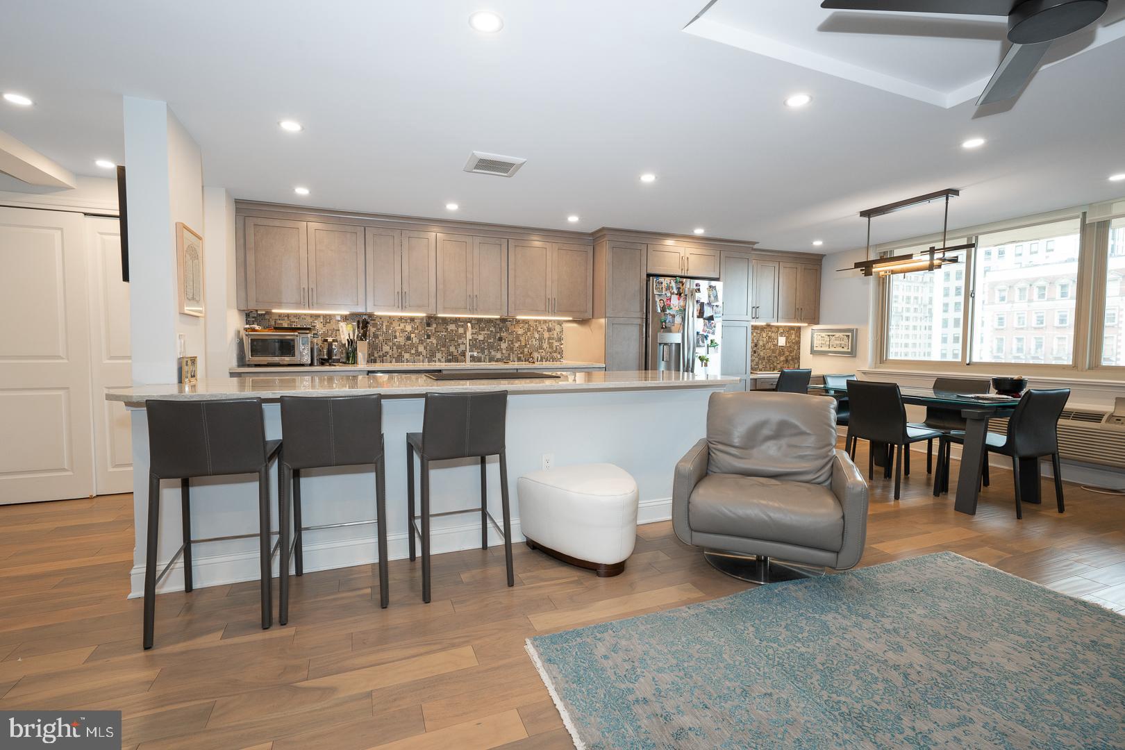 RITTENHOUSE SQUARE - Residential