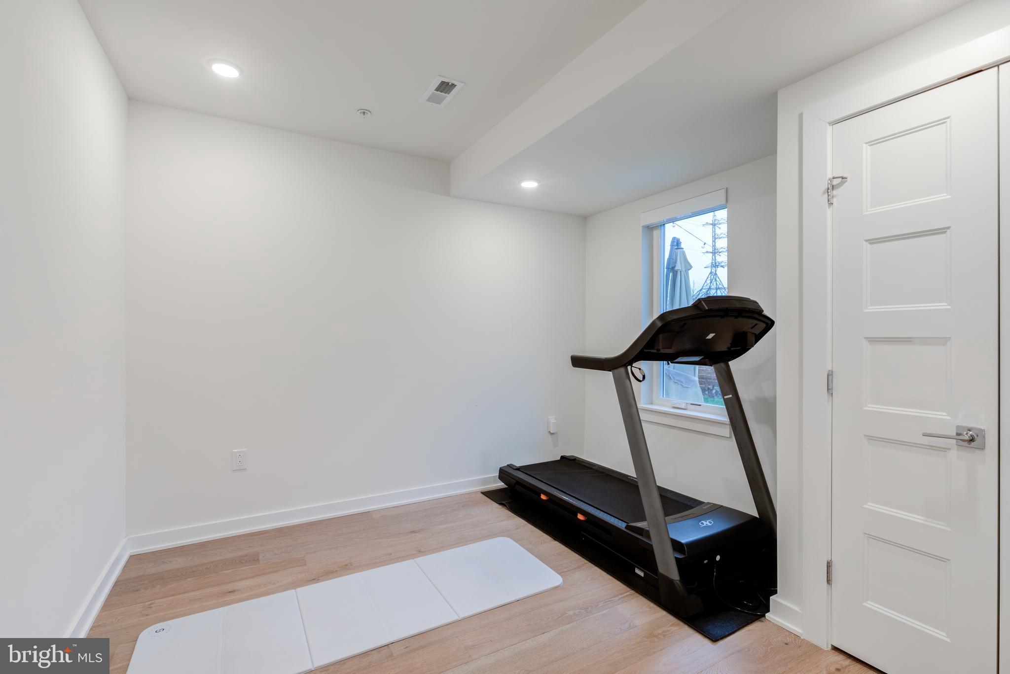 MANAYUNK - Residential