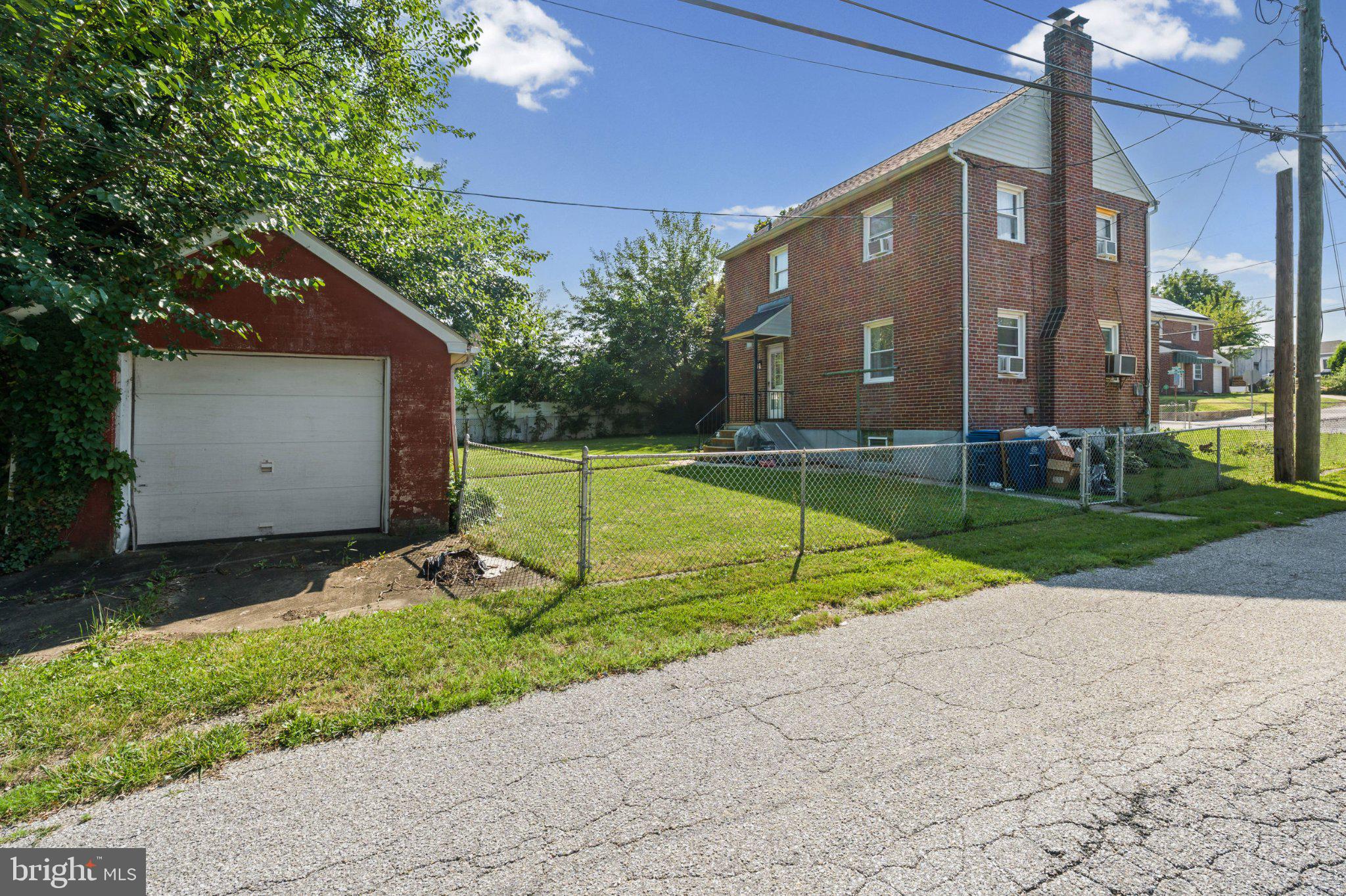 MORAVIA PARK - Residential