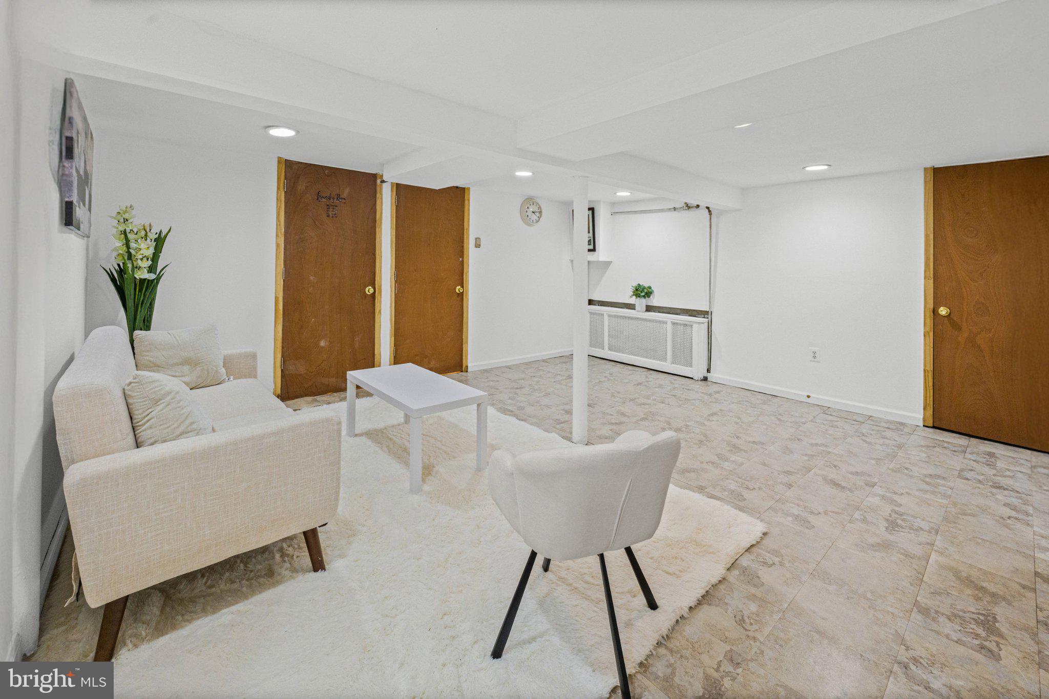 MORAVIA PARK - Residential