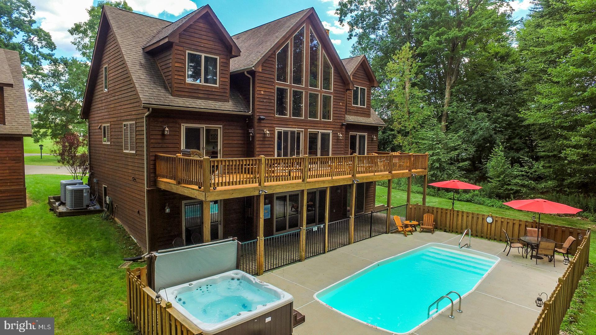 WATERFRONT GREENS - Residential