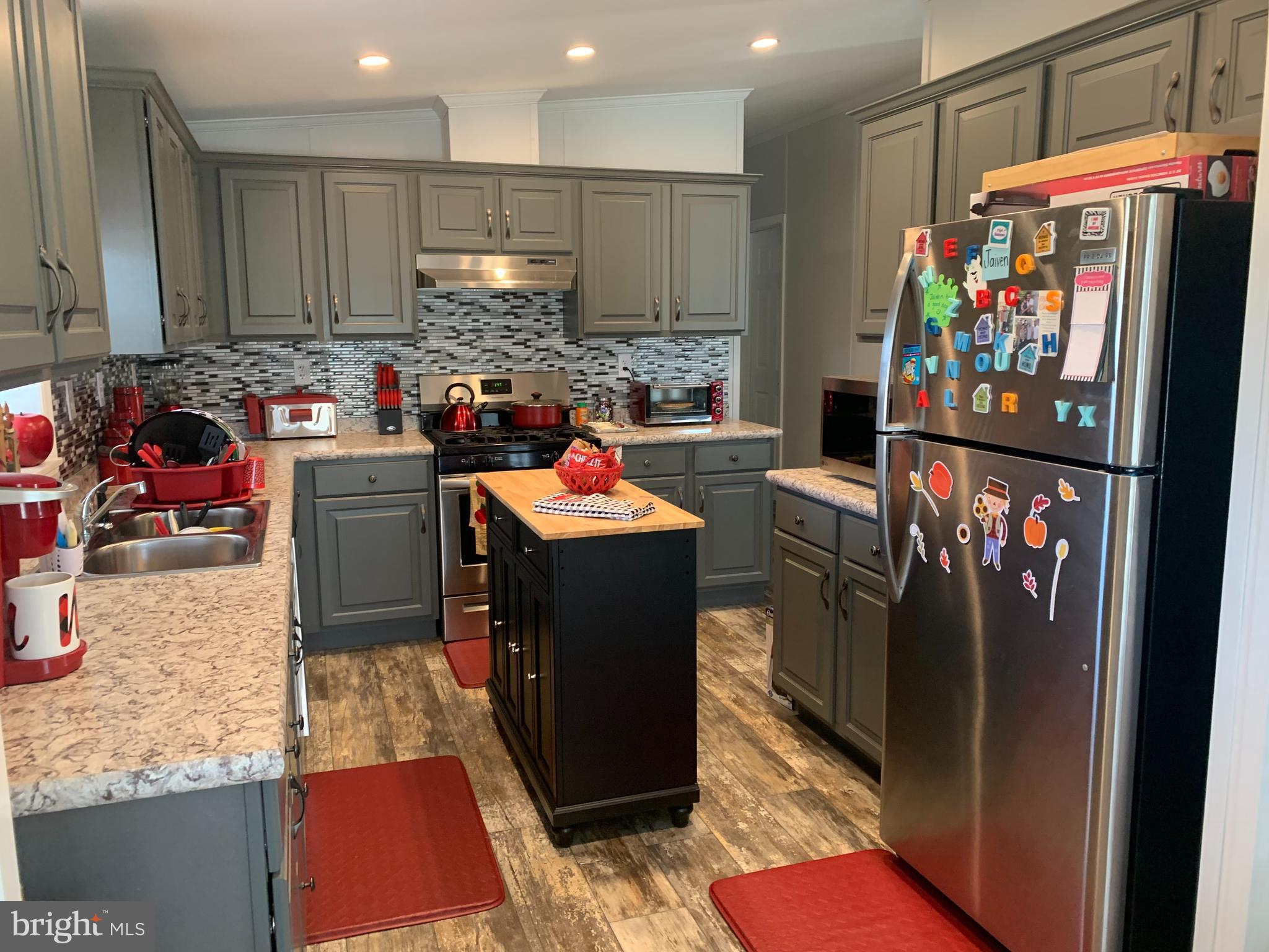 PLEASANT HILLS TR - Residential