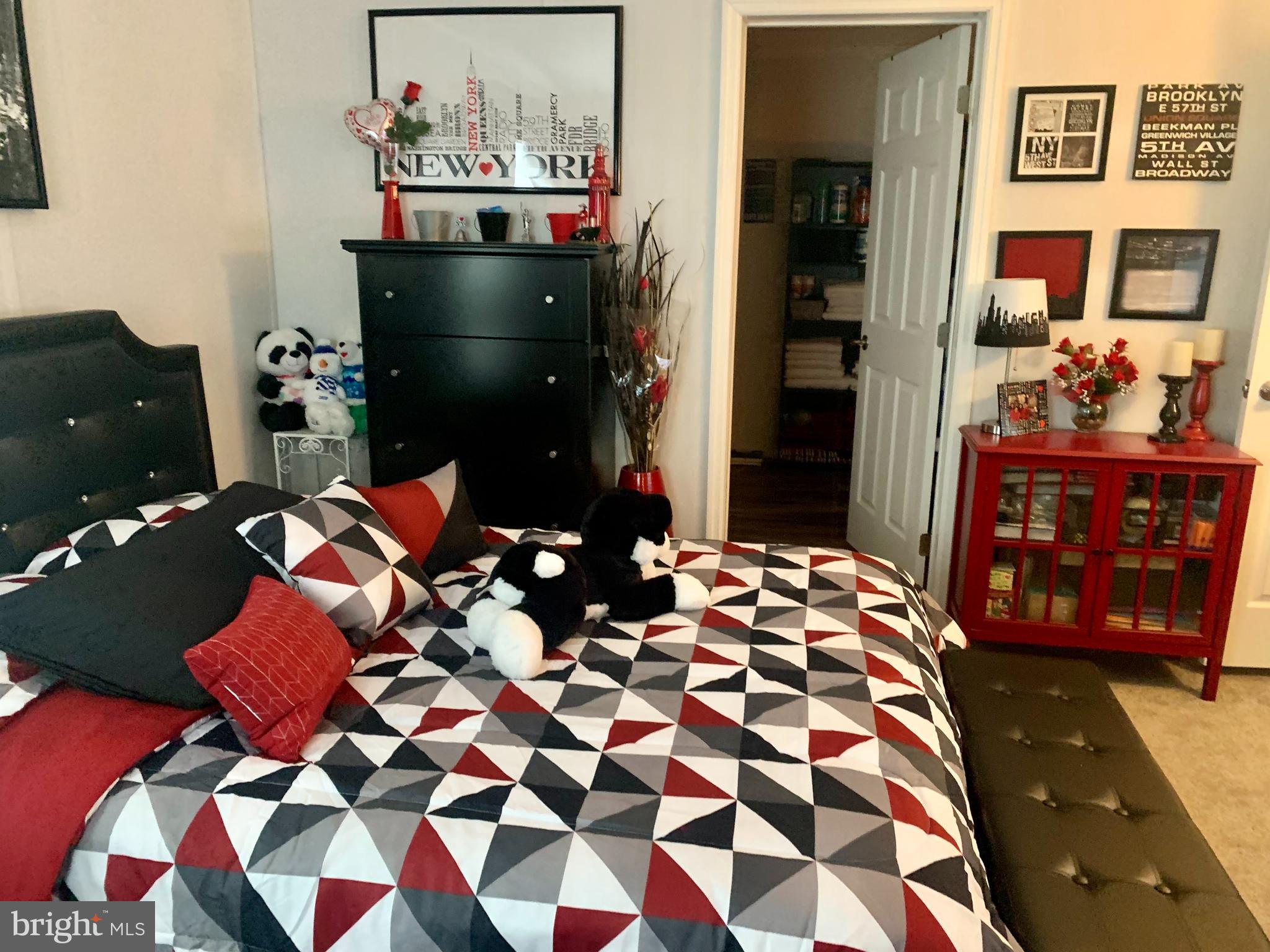 PLEASANT HILLS TR - Residential