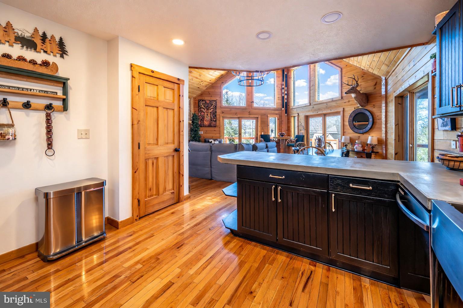 GLENDALE ROAD - Residential
