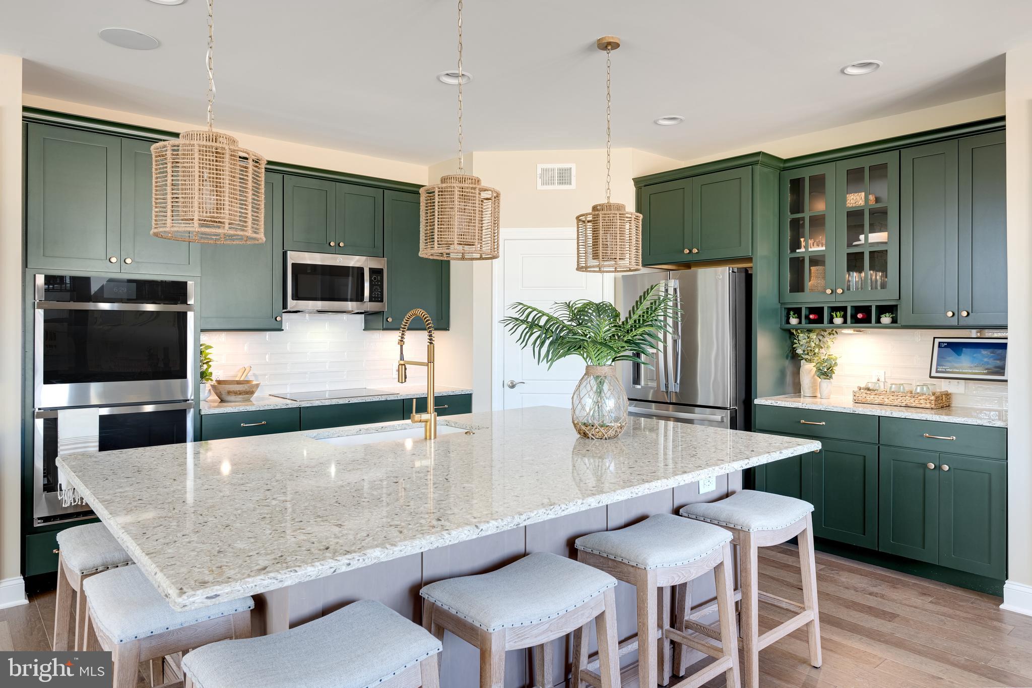 THE ESTATES AT BRIDGEWATER - Residential