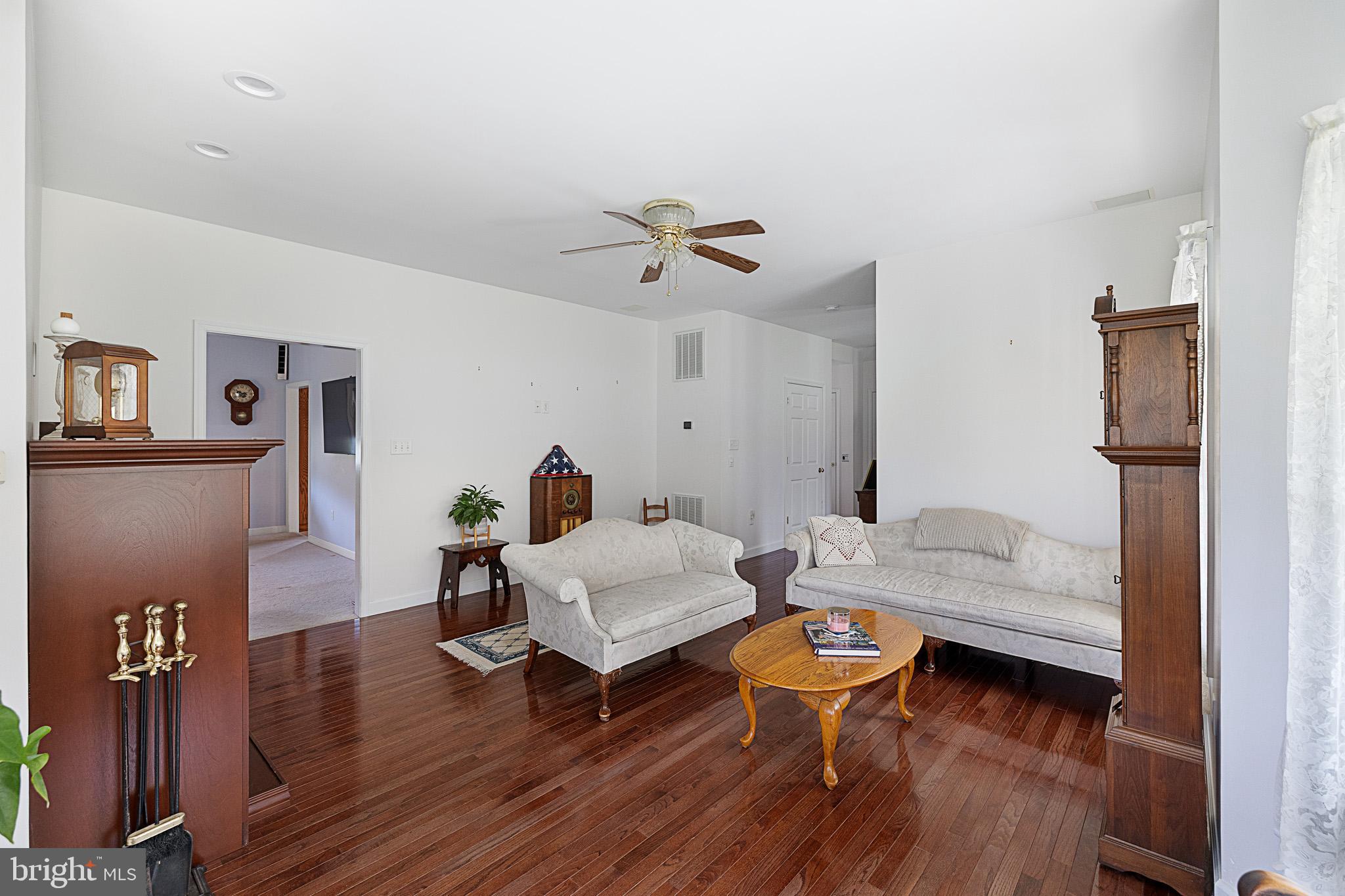 ASHBY - Residential